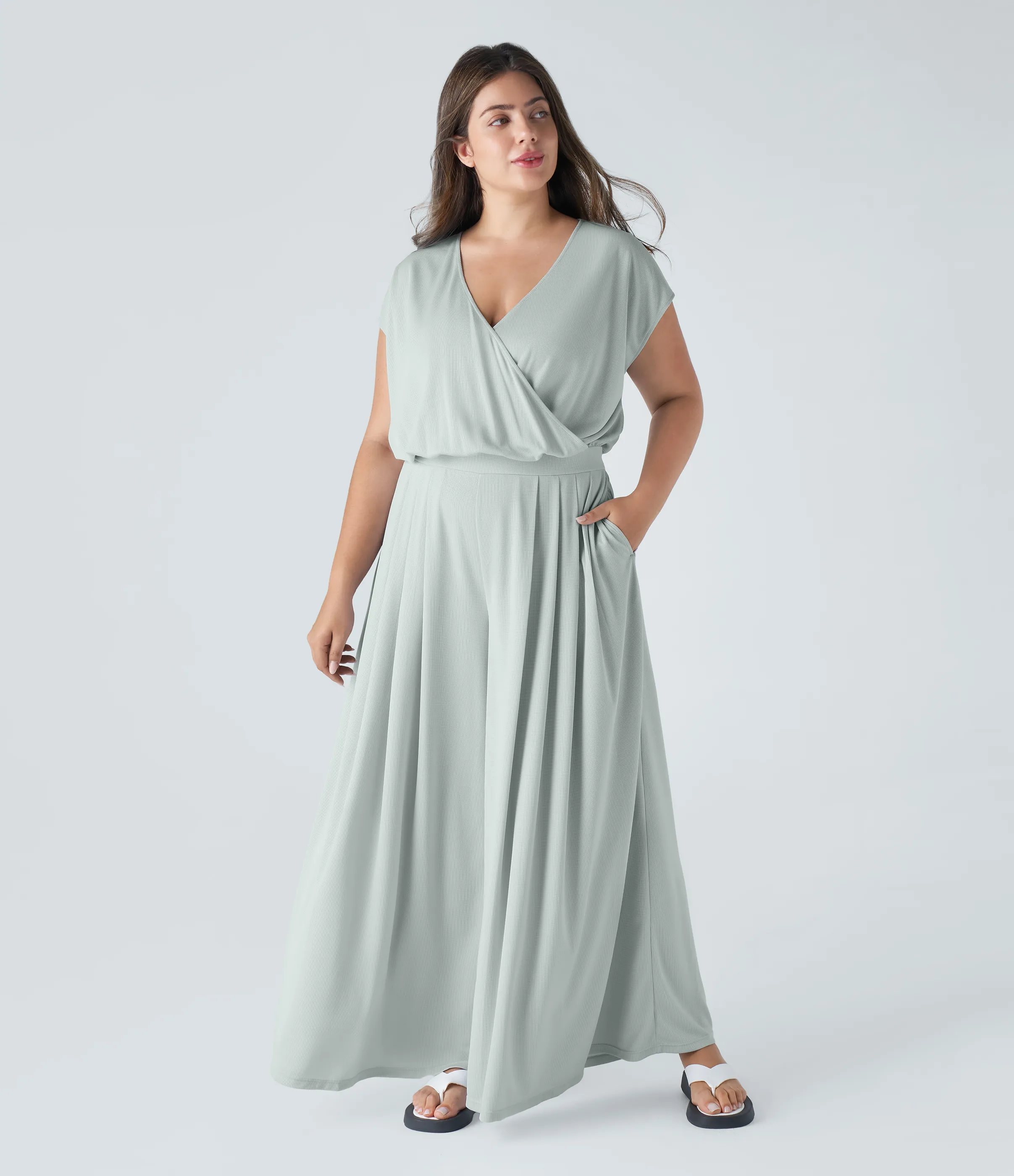 Halara Mono talla grande cuello V manga corta bolsillo lateral plisado pierna ancha gofre fluido - Frost Clear Haze - 1X sold by Halara product image thumbnail 2