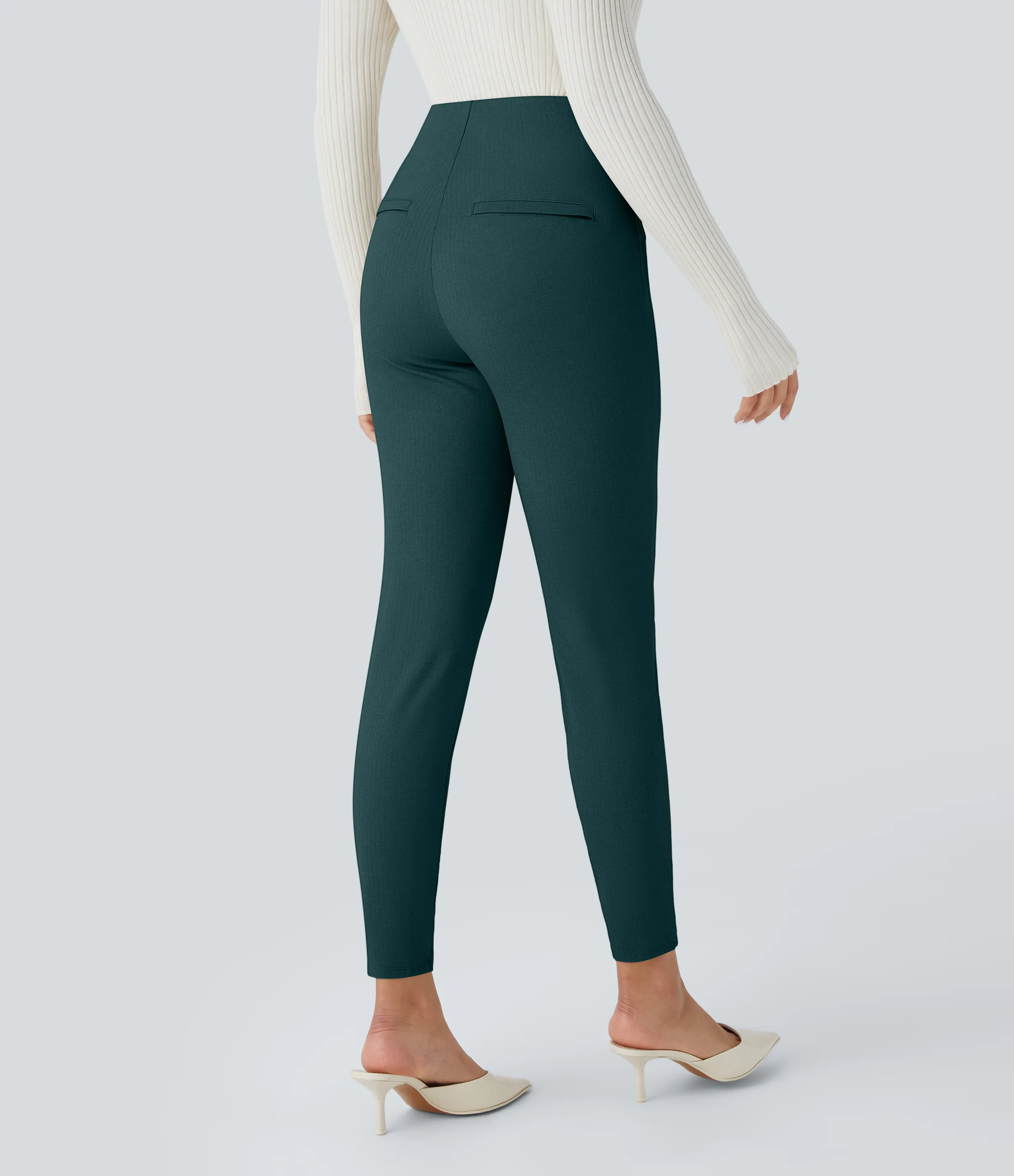 Halara Leggings SoCinched oficina espiga botón decorativo posterior control abdomen tiro alto - Dark Sea - XS(7/8) sold by Halara product image thumbnail 3