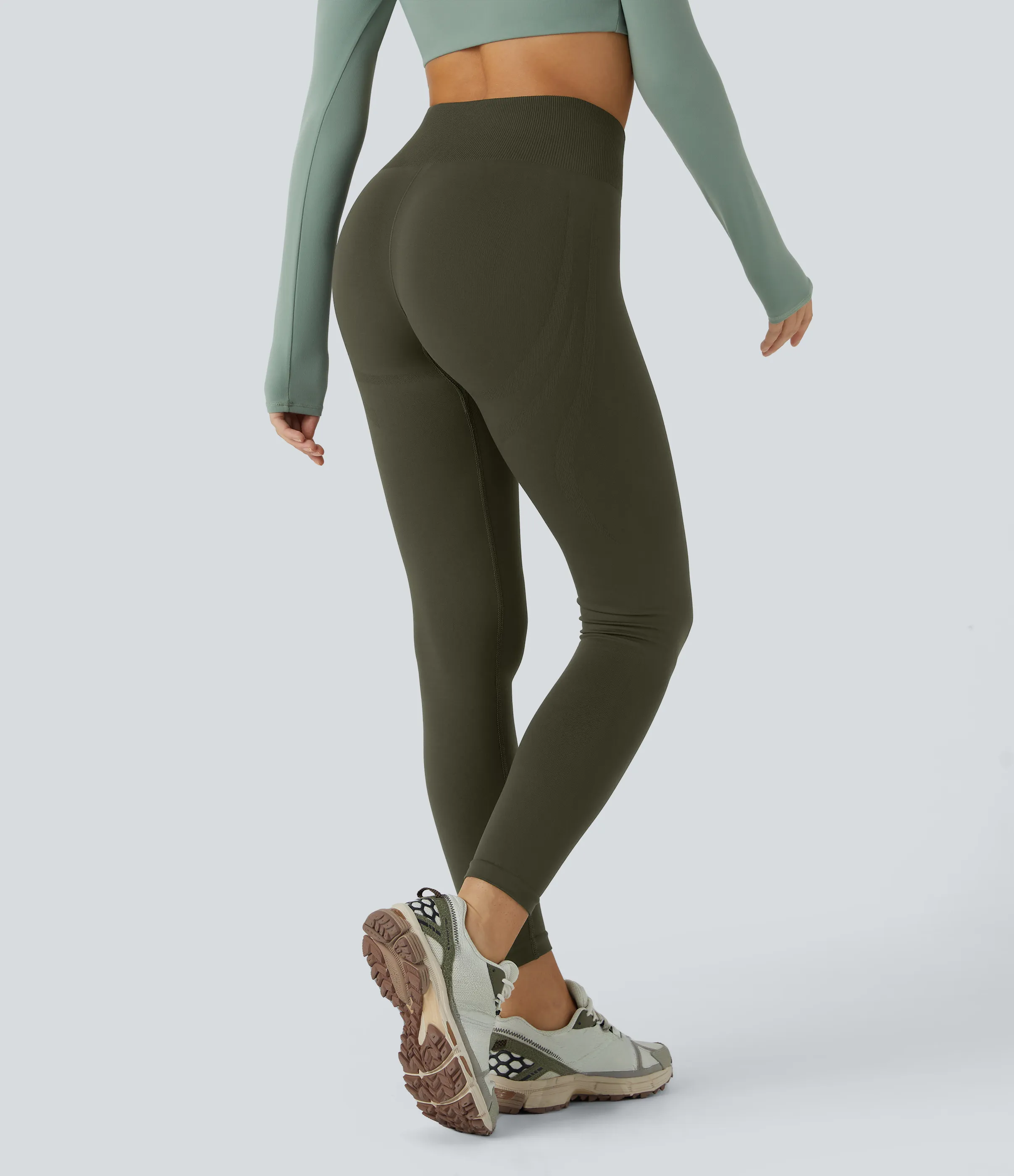 Halara Leggings yoga tiro medio control abdomen realce glúteo 7/8 sin costura - Deep Sage - XS(7/8) sold by Halara product image thumbnail 3