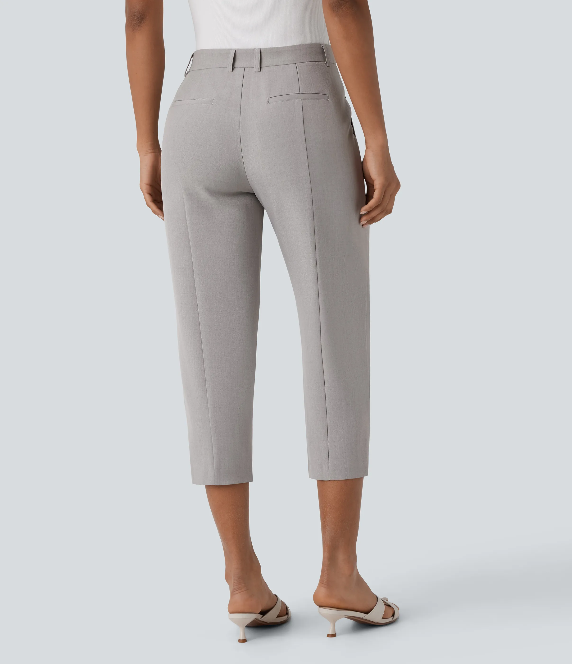 Halara Pantalón capri tiro medio cremallera múltiple bolsillo - Drizzle - M(regular) sold by Halara product image thumbnail 3