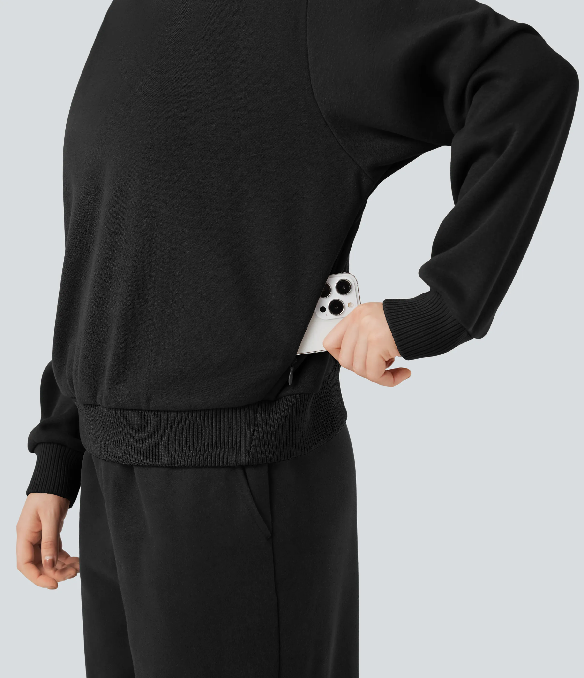 Halara Sudadera casual de algodón de manga larga con polar y cuello redondo con bolsillos - Black - XS sold by Halara product image thumbnail 5