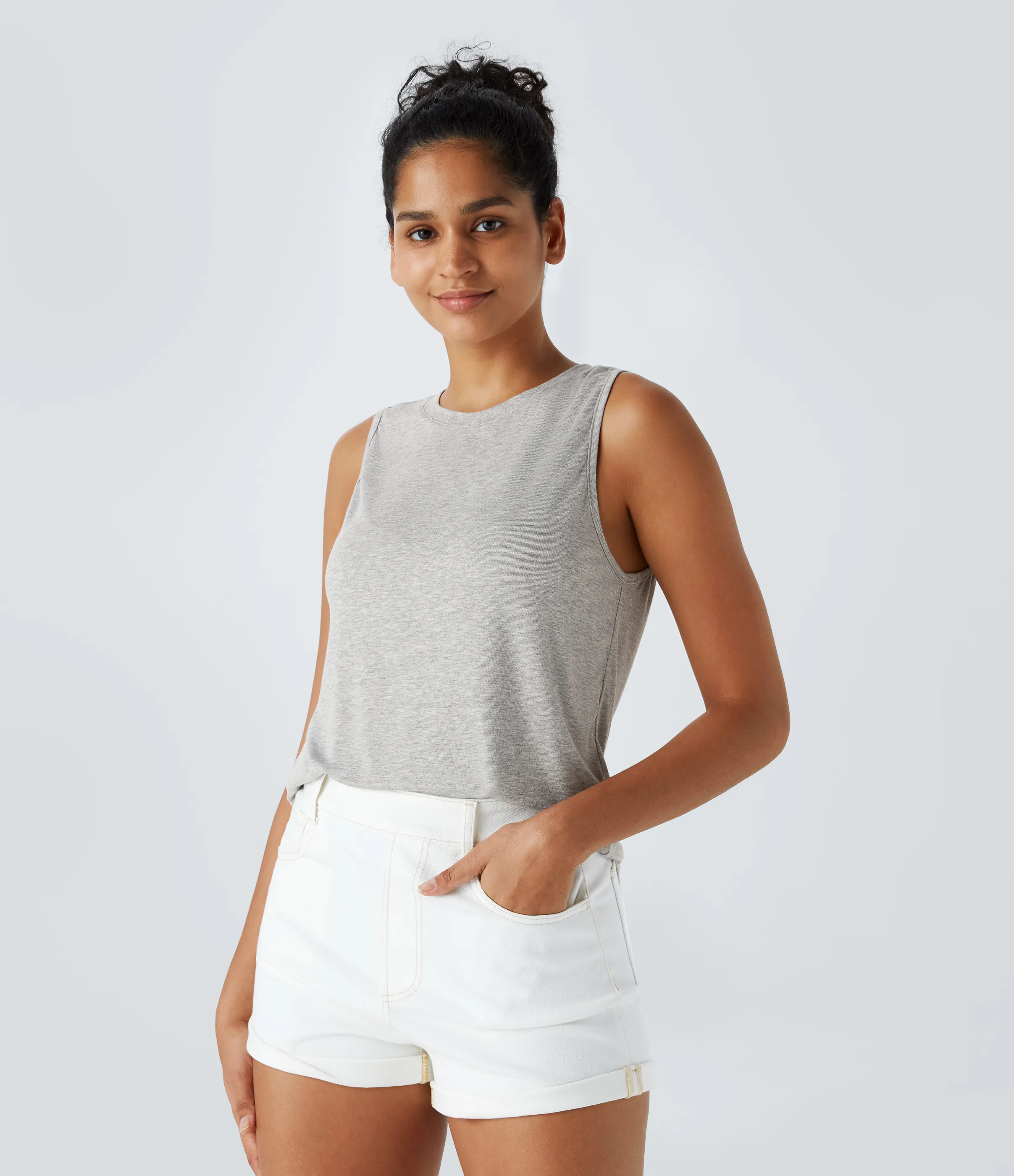 Halara Camiseta sin mangas básica cuello redondo acanalado - Fog Gray - S sold by Halara