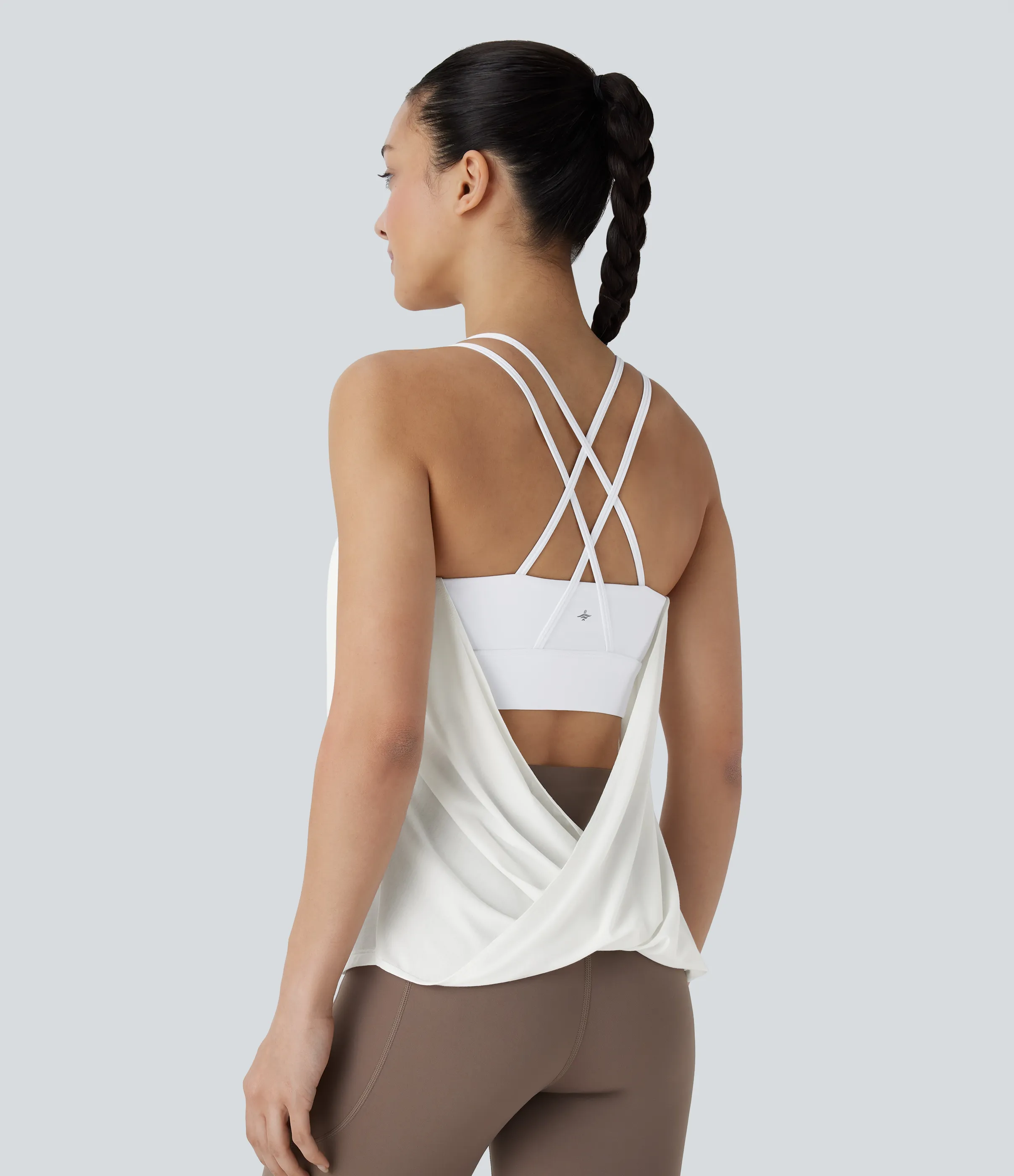 Halara Top yoga secado rápido tirante doble plisado cruzado espalda - White - XS sold by Halara product image thumbnail 5