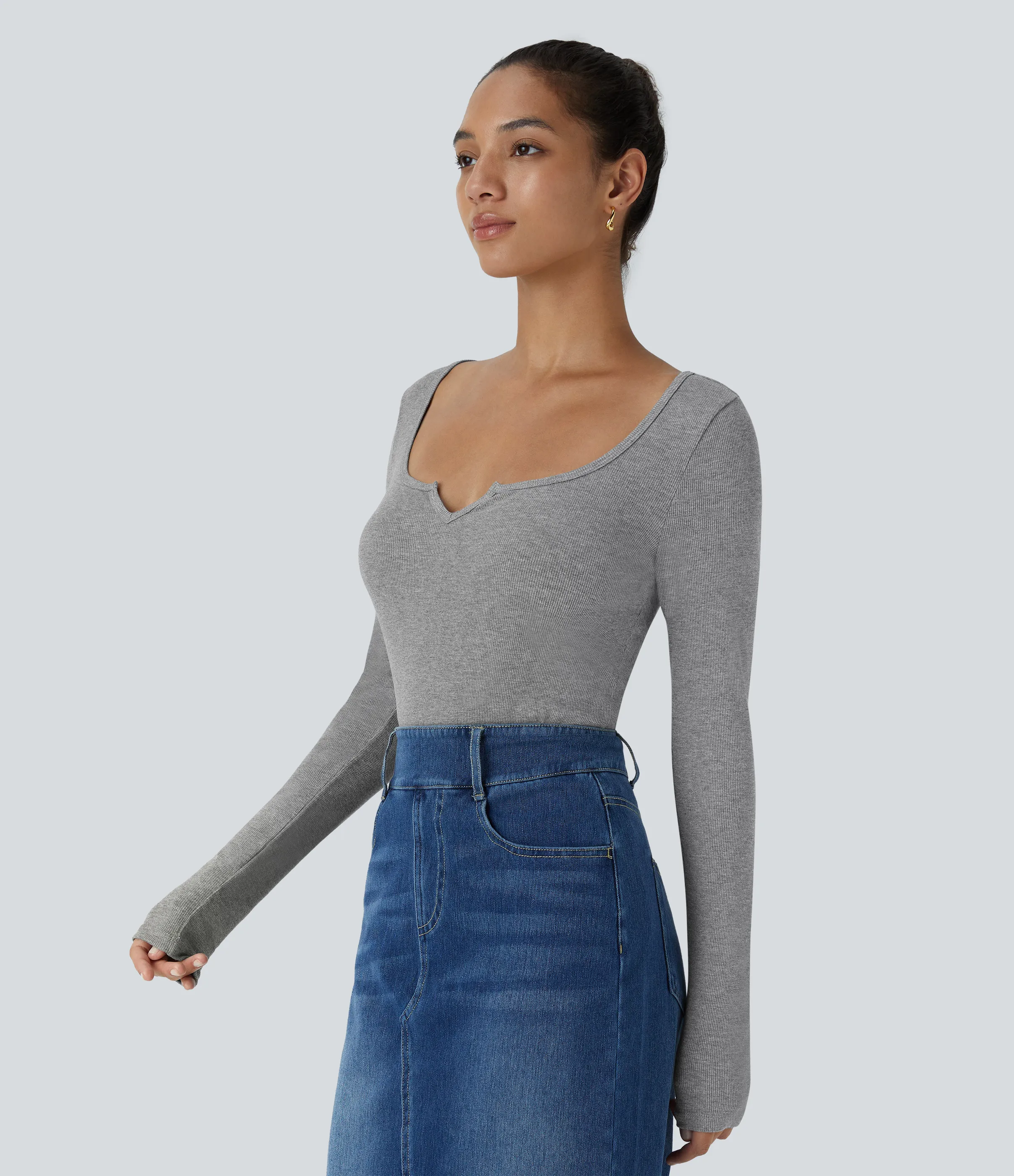 Halara Top informal ajustado de manga larga con cuello redondo y canalé - Ash Grey - XS sold by Halara product image thumbnail 5