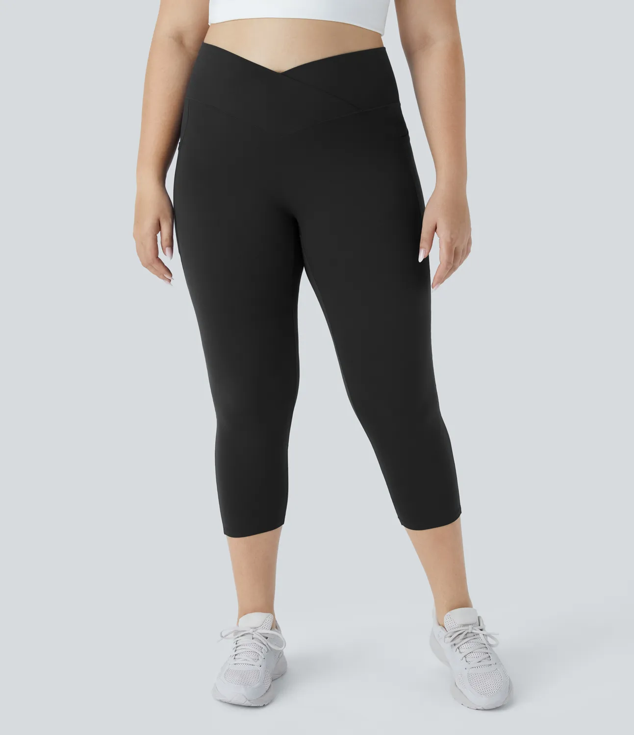 Halara Leggings Capri Softlyzero™ Yoga talla grande bolsillo cruzado tiro alto UPF50+ - Black - 3X sold by Halara product image thumbnail 3