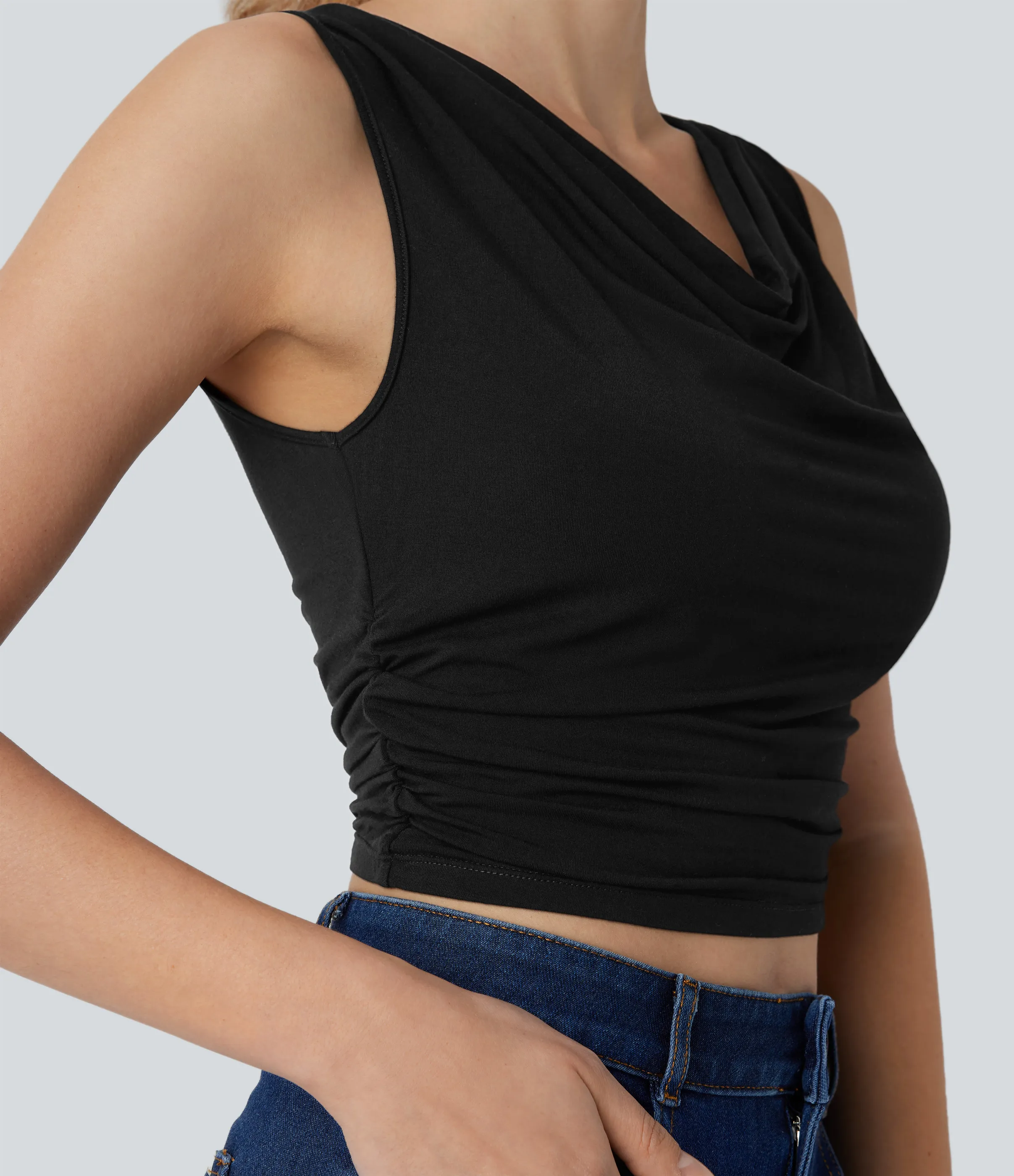 Halara Top corto fruncido sin mangas cuello vuelto - Black - L sold by Halara product image thumbnail 5
