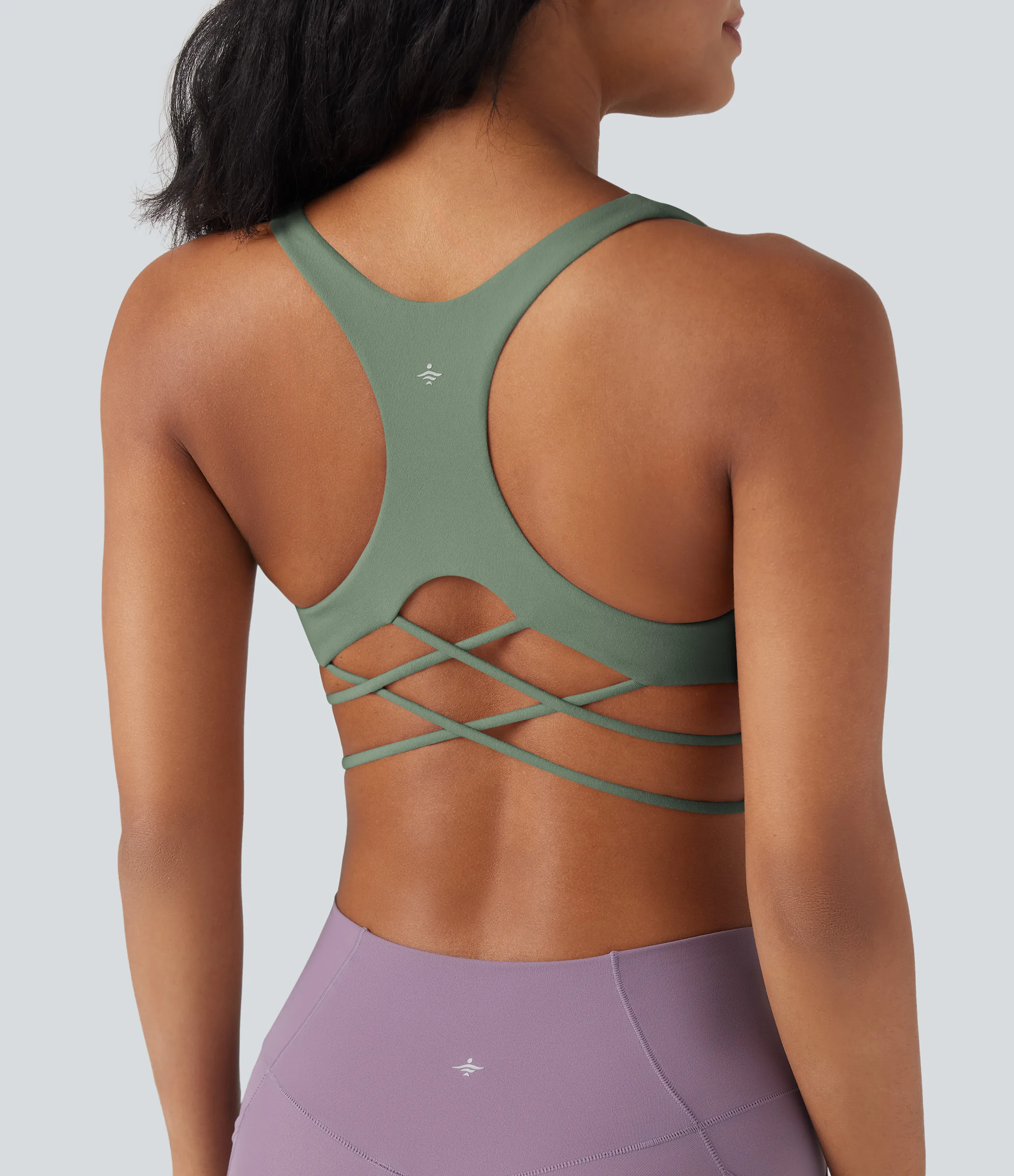 Halara Brasier deportivo de sujeción baja para yoga tipo racerback con tirantes cruzados en copas A-C - Hedge Green - M sold by Halara product image thumbnail 2