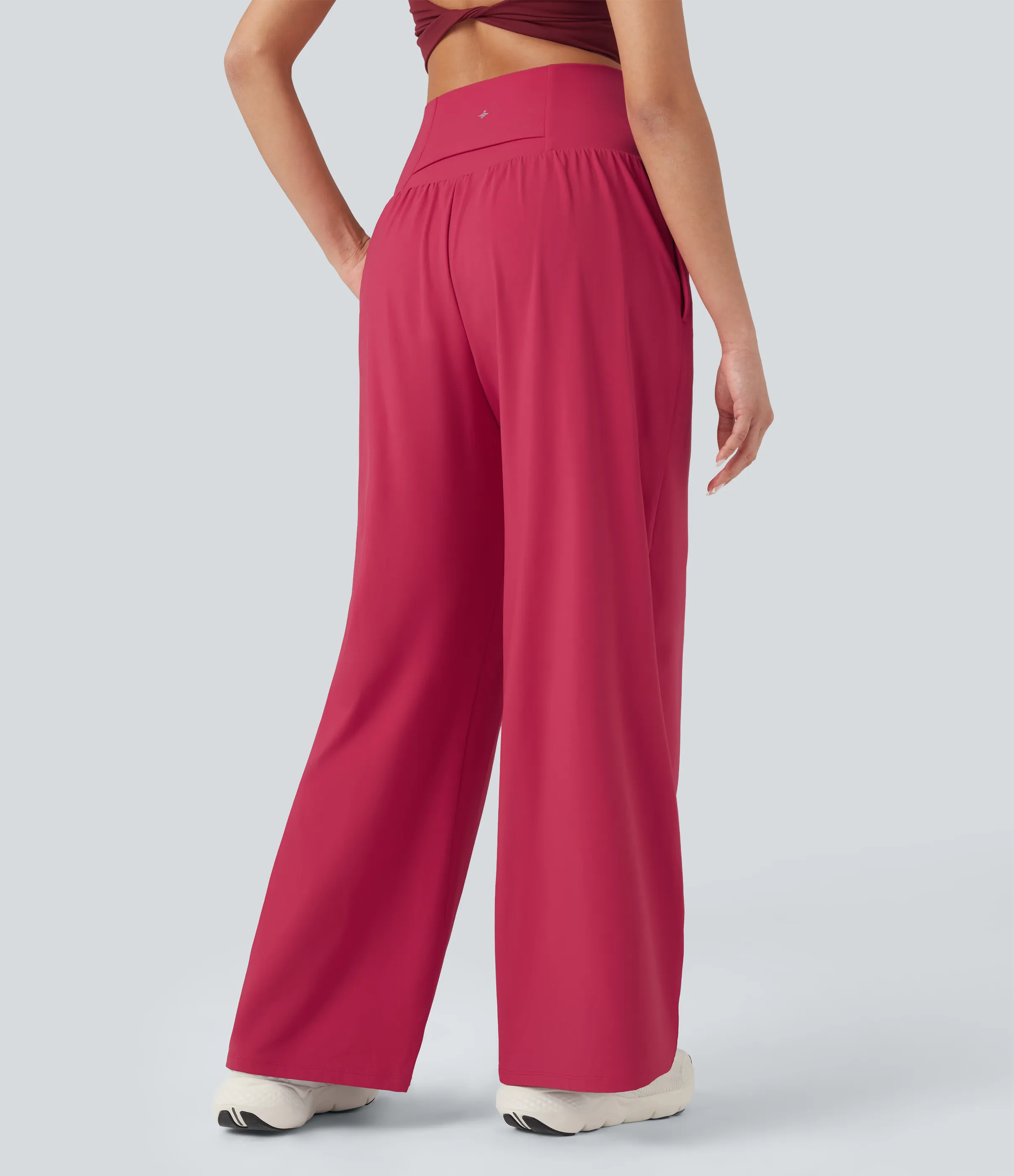 Halara Pantalones de yoga rectos Softlyzero™ Airy 2 en 1 de tiro alto fresco al tacto y con bolsillos - Winterberry - L(regular) sold by Halara product image thumbnail 3