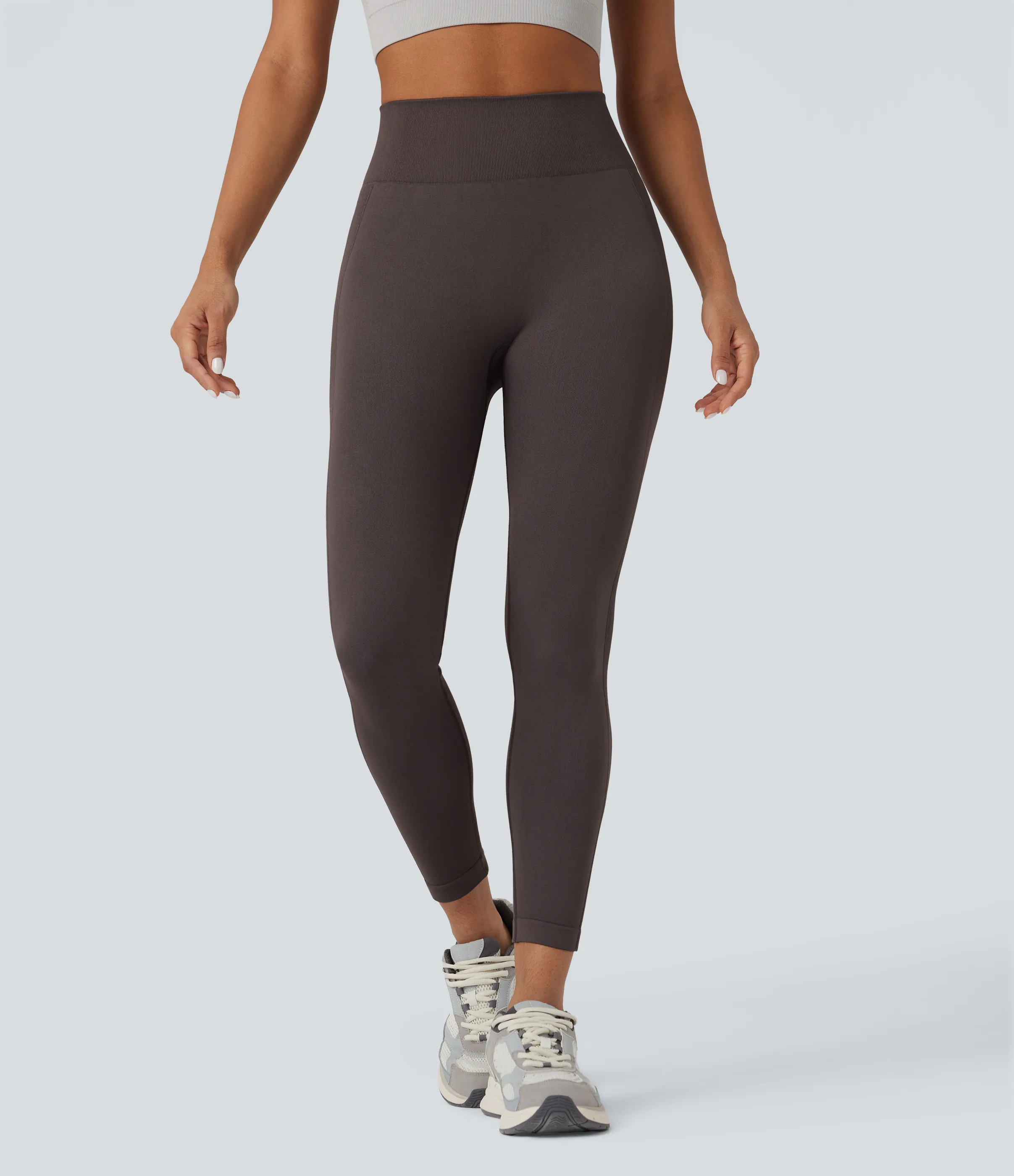 Halara Leggings de yoga de tiro alto con efecto push up sin costuras - Fudge - XS(7/8) sold by Halara product image thumbnail 3