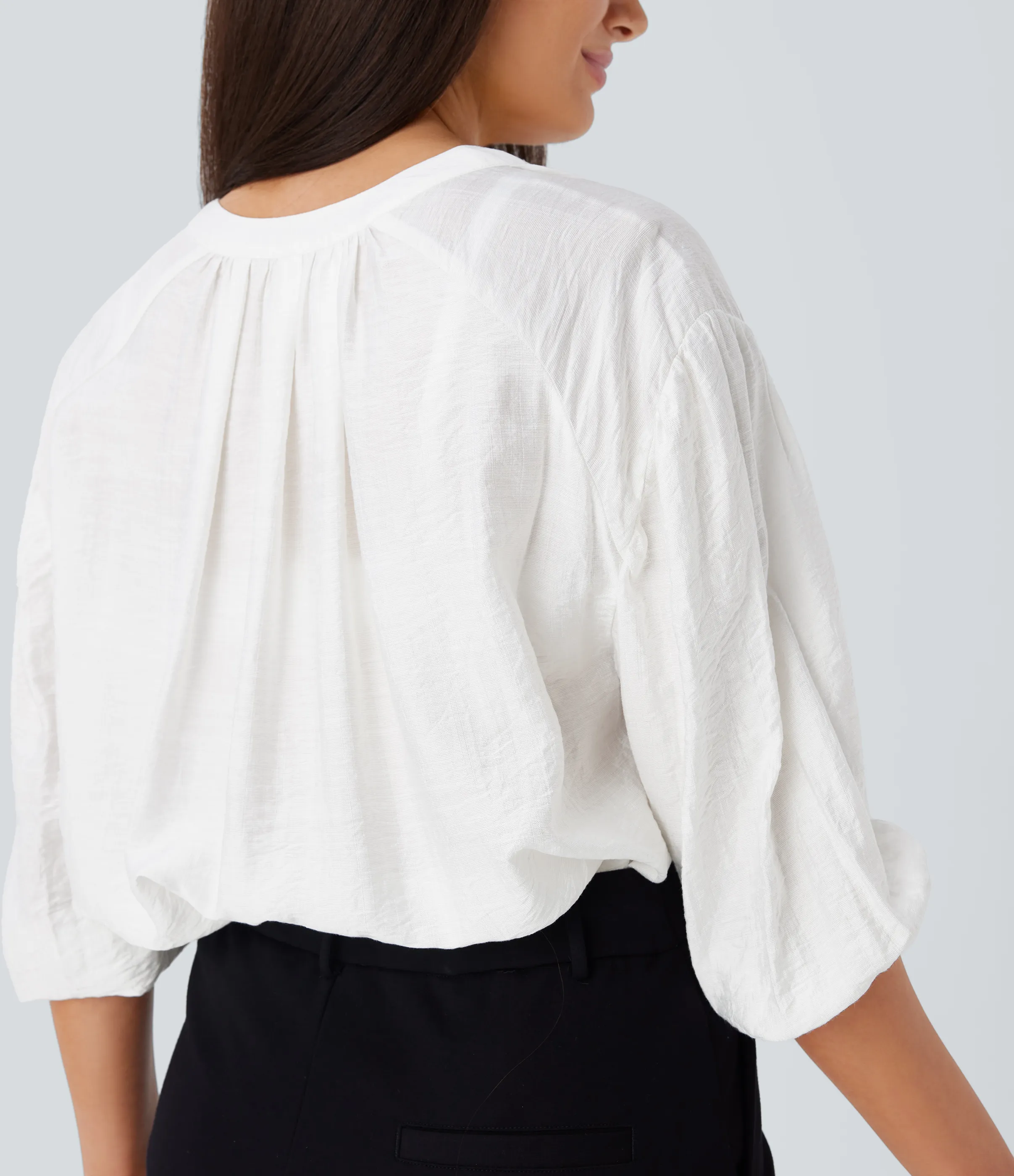 Halara Blusa gran tamaño cuello V manga obispo - White - XS sold by Halara product image thumbnail 5