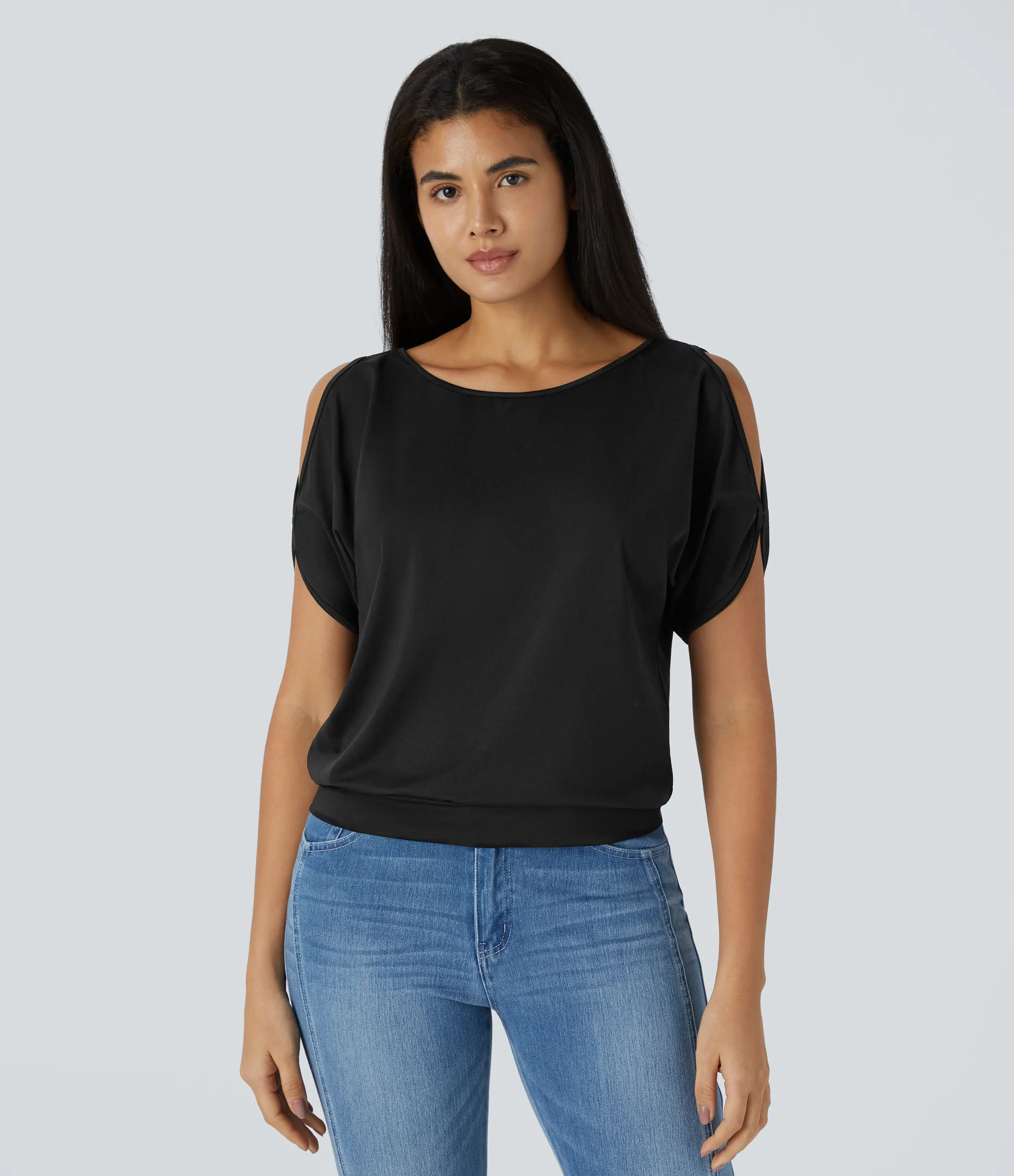 Halara Camiseta abertura manga corta cuello barco - Black - XS sold by Halara