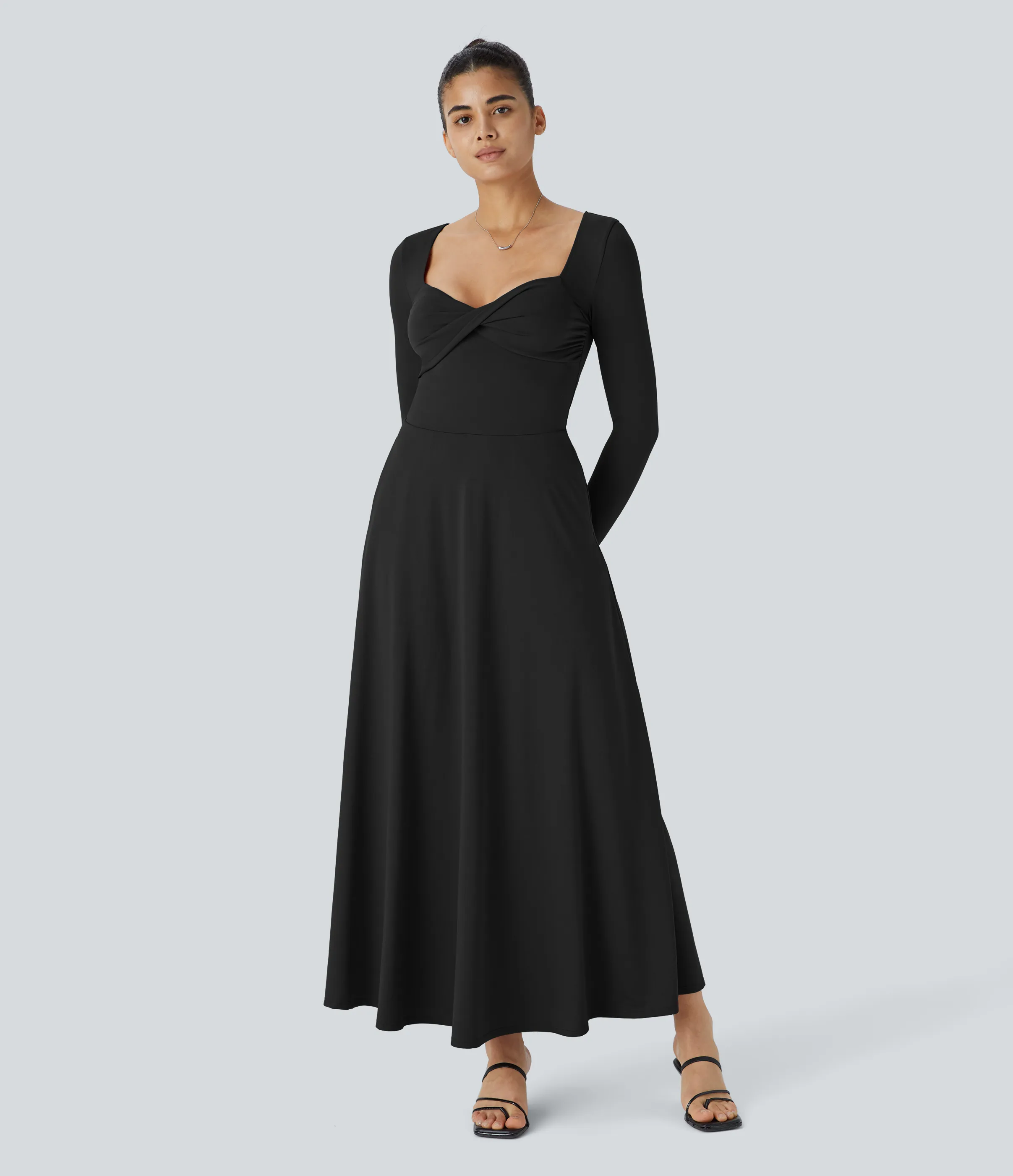 Halara Vestido maxi resort fluido cuello corazón manga larga bolsillo lateral retorcido - Black - M sold by Halara product image thumbnail 2