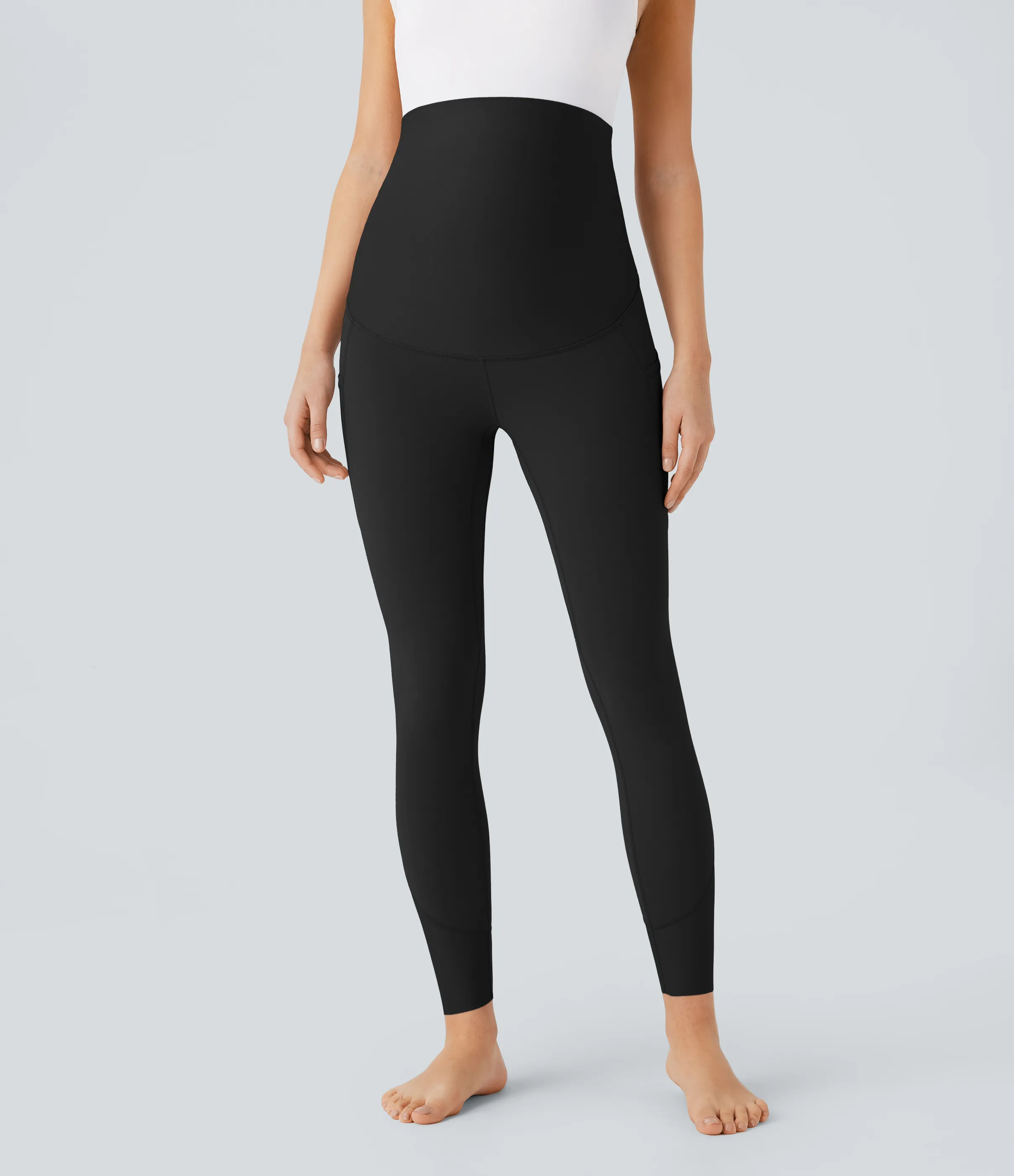 Halara Leggings premamá Softlyzero™ yoga tiro súper alto bolsillo lateral cruzado espalda 7/8 - UPF 50+ - Black - XS(7/8) sold by Halara product image thumbnail 4