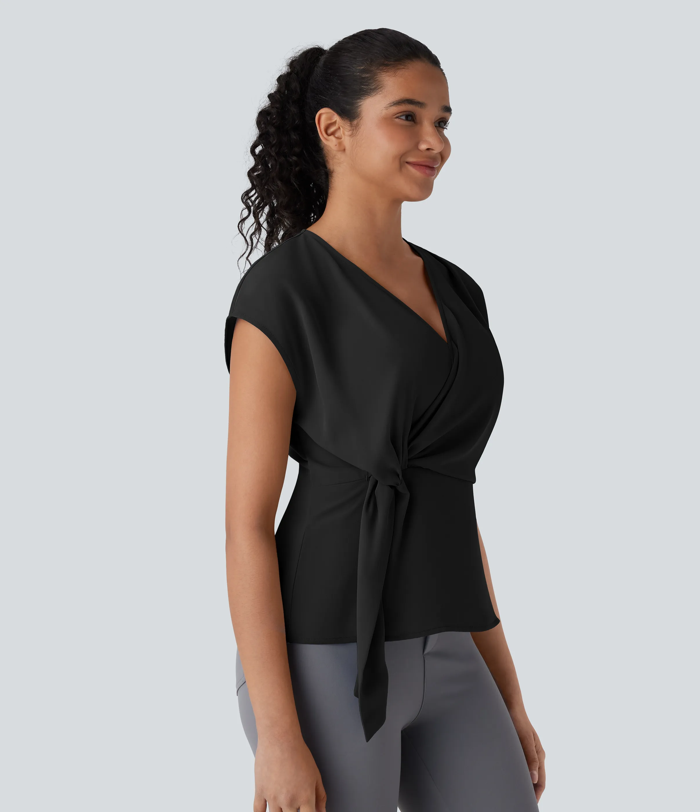 Halara Blusa oficina cruzada cuello V manga corta fruncida - Black - L sold by Halara product image thumbnail 4