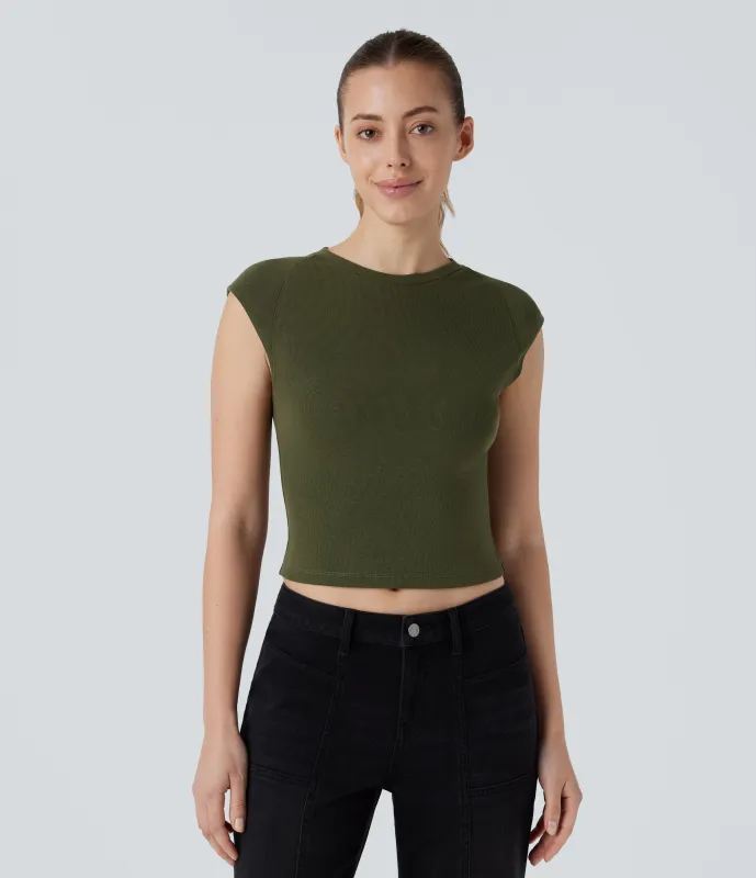 Halara Top ajustado manga corta - Lone Pine Green - XL sold by Halara