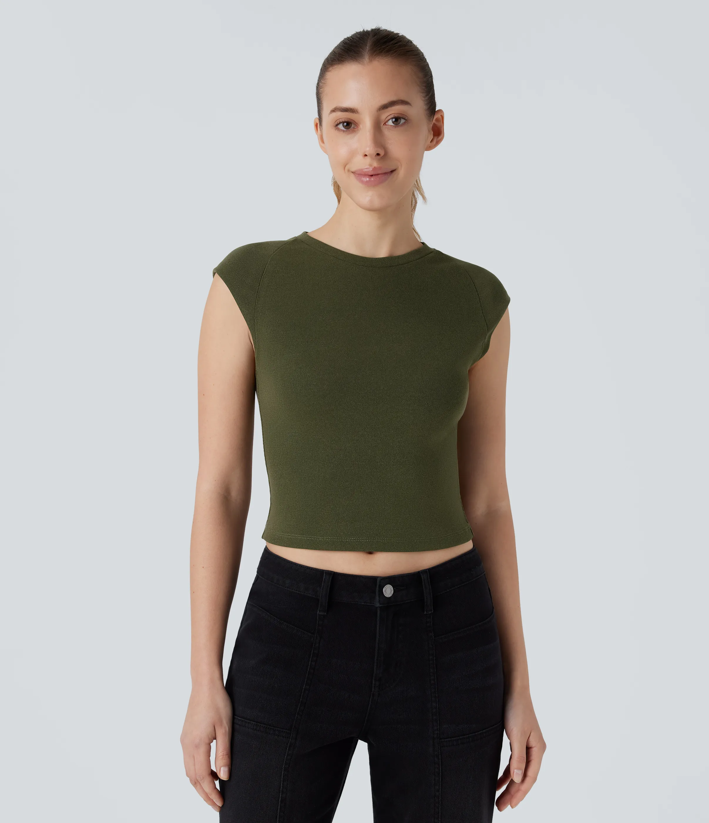 Halara Top ajustado manga corta - Lone Pine Green - XL sold by Halara product image thumbnail 2