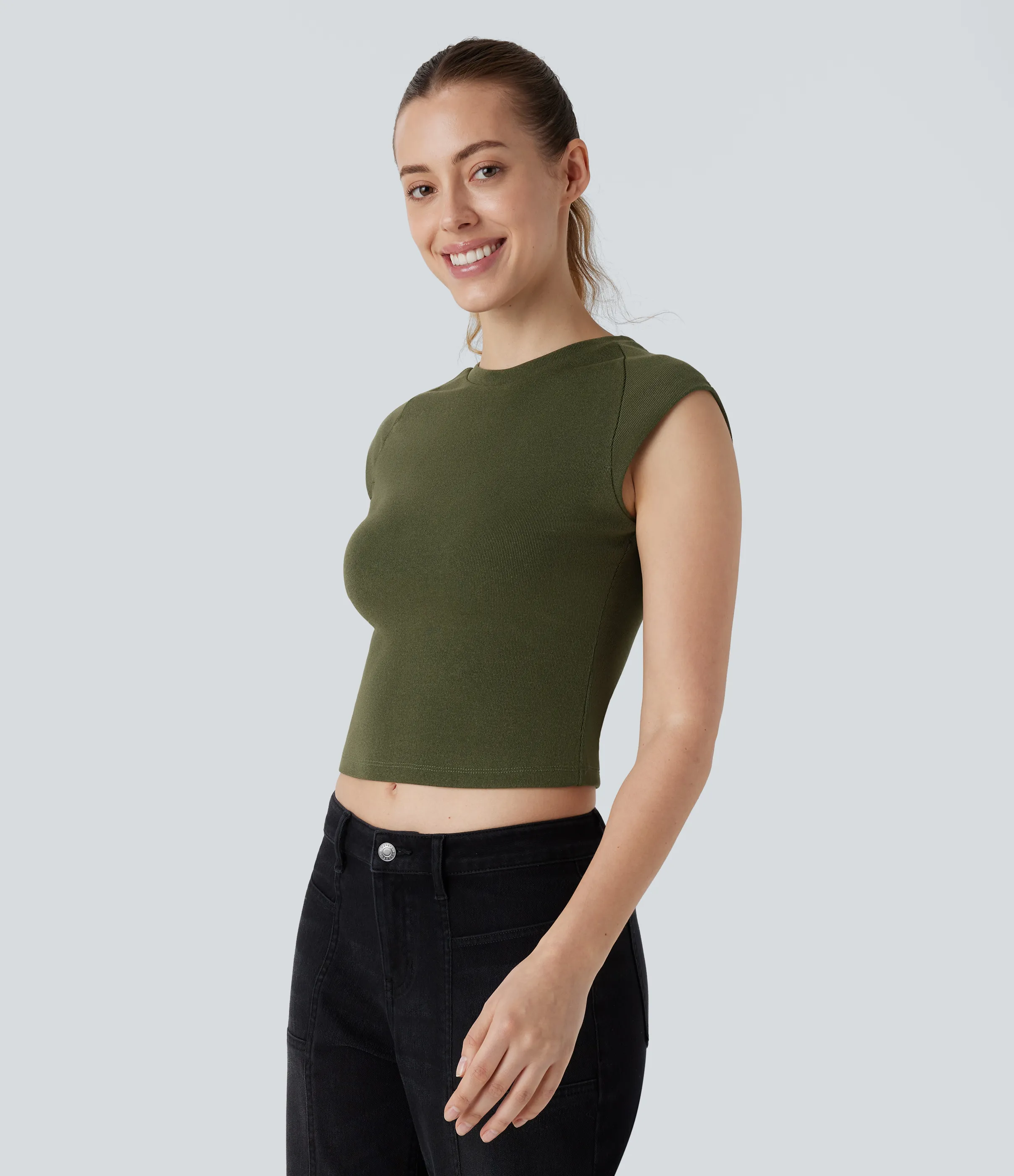 Halara Top ajustado manga corta - Lone Pine Green - XL sold by Halara product image thumbnail 4