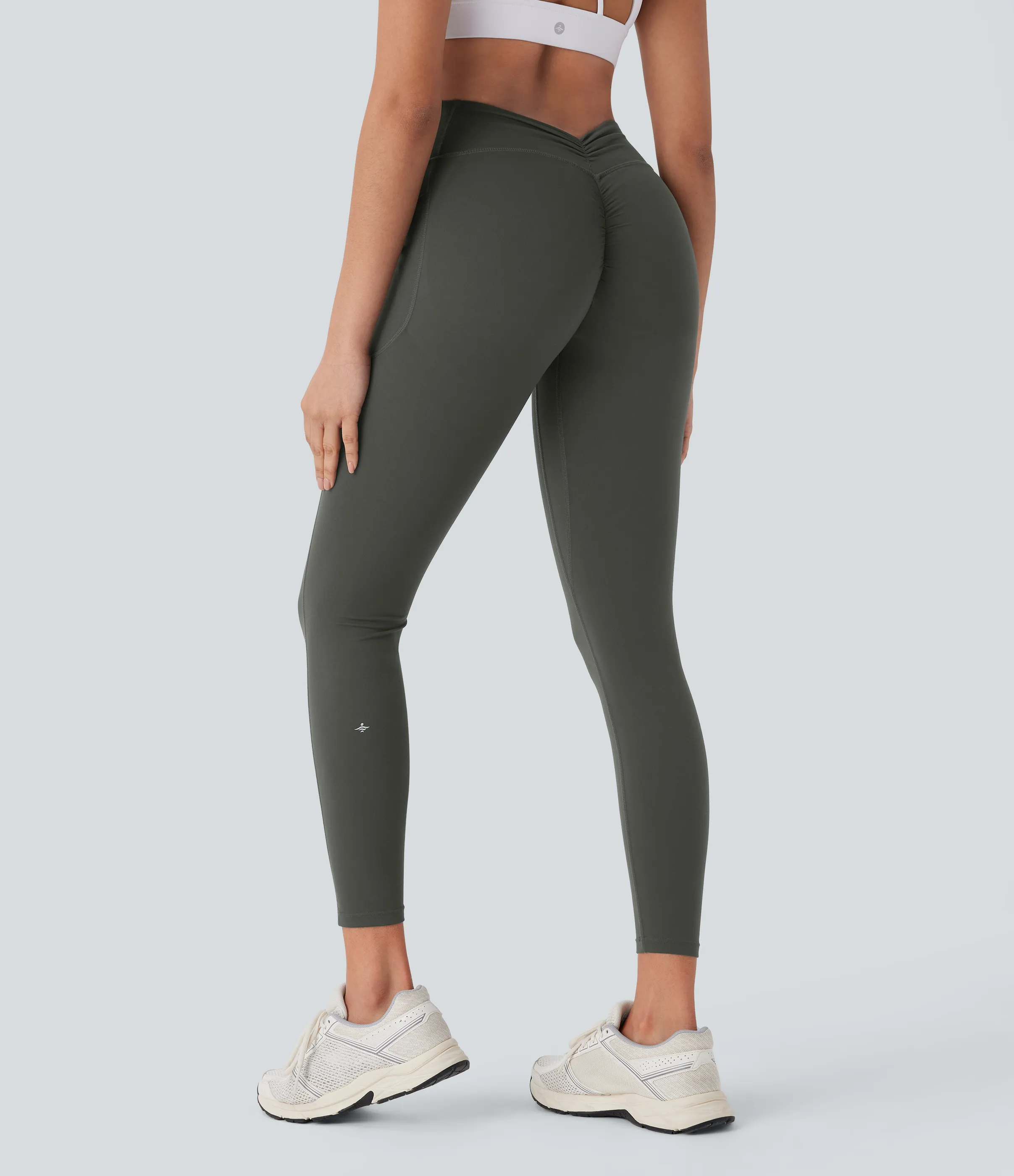 Halara Leggings Halara UltraSculpt™ SoCinched yoga moldeador tiro alto bolsillo lateral fruncido realce glúteo control abdomen - Deep Woodland Green - S(full_length) sold by Halara