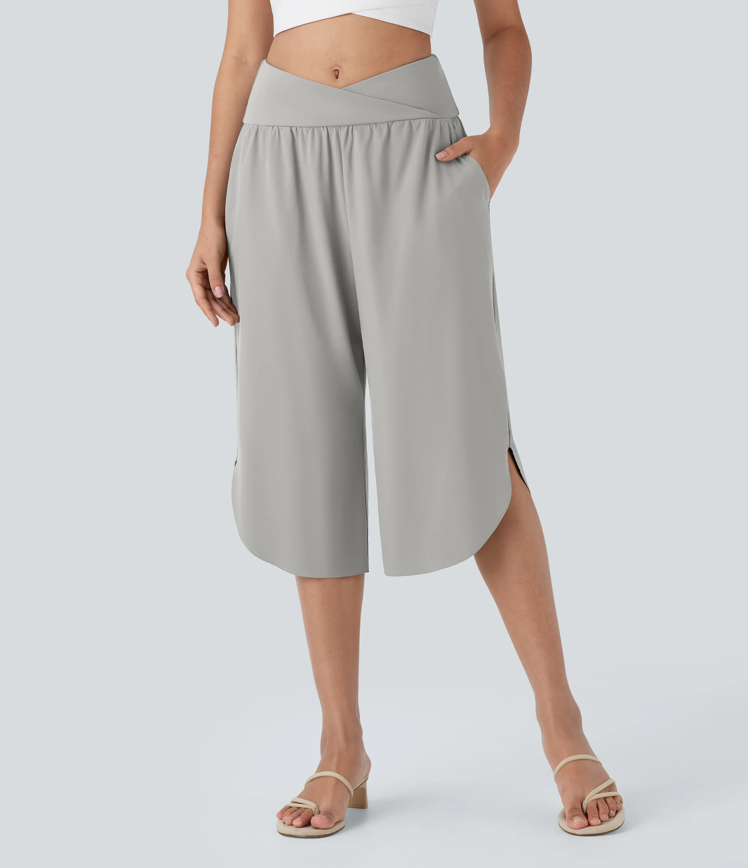 Halara Pantalón Breezeful™ capri resort tiro alto bolsillo lateral cruzado abertura secado rápido - Dust Gray - S(regular) sold by Halara product image thumbnail 4