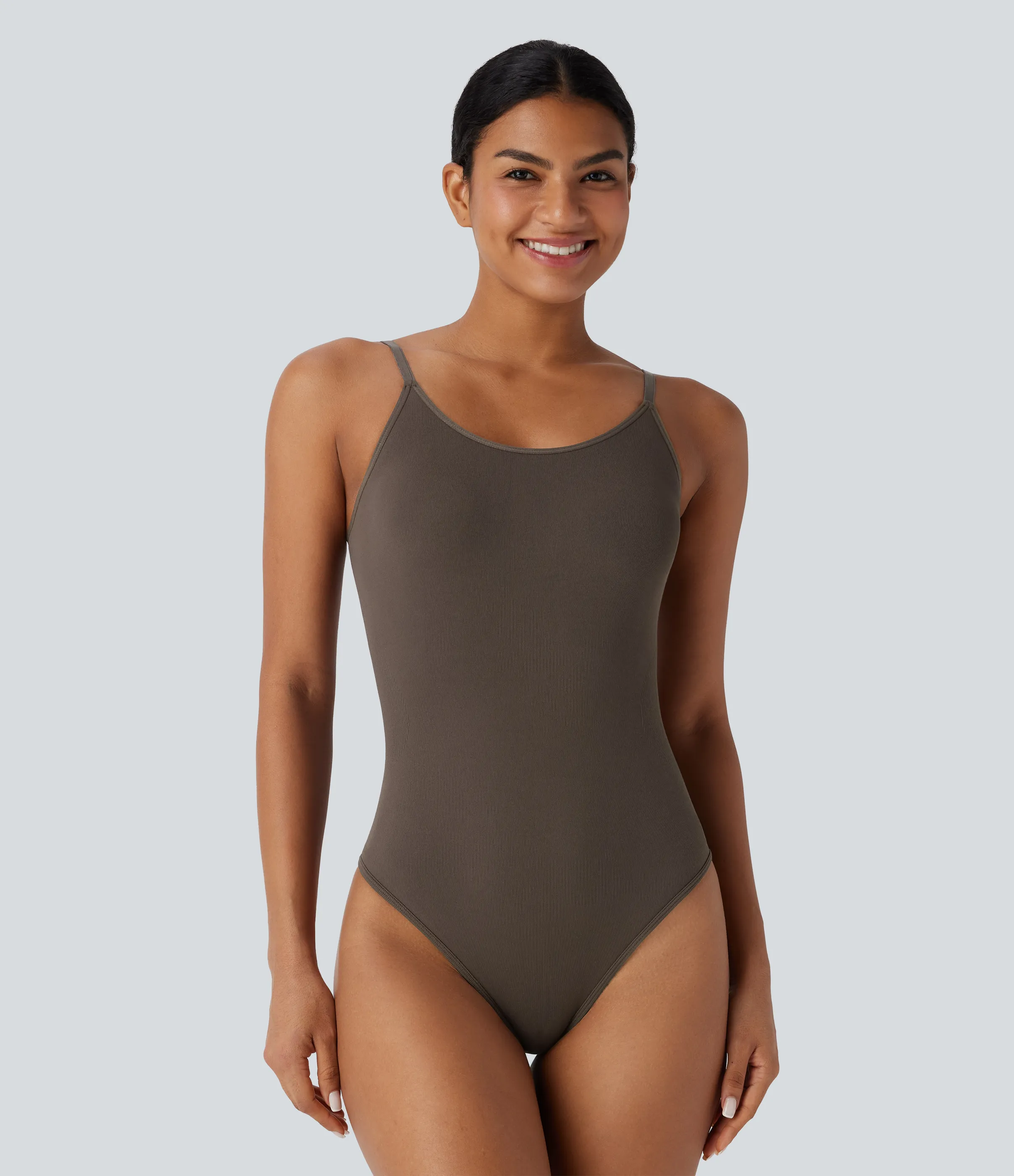 Halara Body liso sin costuras con espalda descubierta, tirantes ajustables y botones a presión - Canteen - M sold by Halara product image thumbnail 2