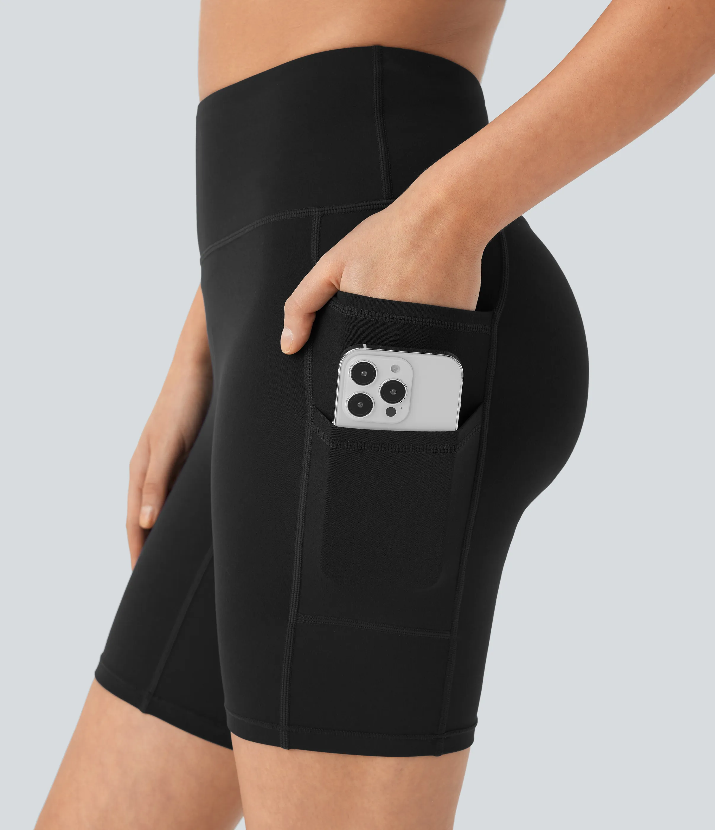 Halara Pantalón corto Softlyzero™ yoga ciclista tiro alto bolsillo doble 17.5cm -UPF50+ - Black - S sold by Halara product image thumbnail 2