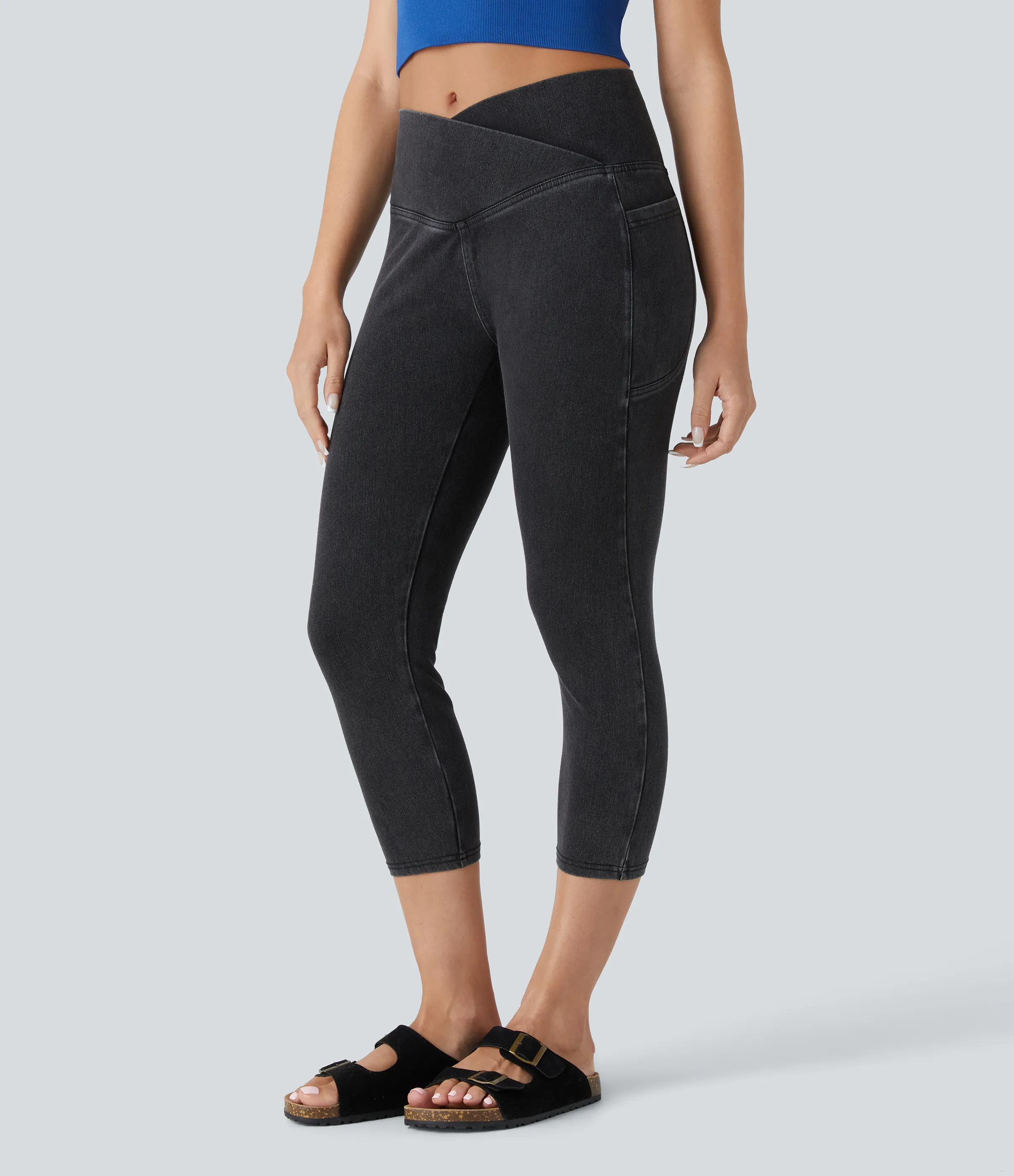 Halara Leggings Halara Flex™ Denim capri mezclilla elástico lavado bolsillo lateral cruzado - Hemp Rope Black Denim - S(regular) sold by Halara product image thumbnail 4