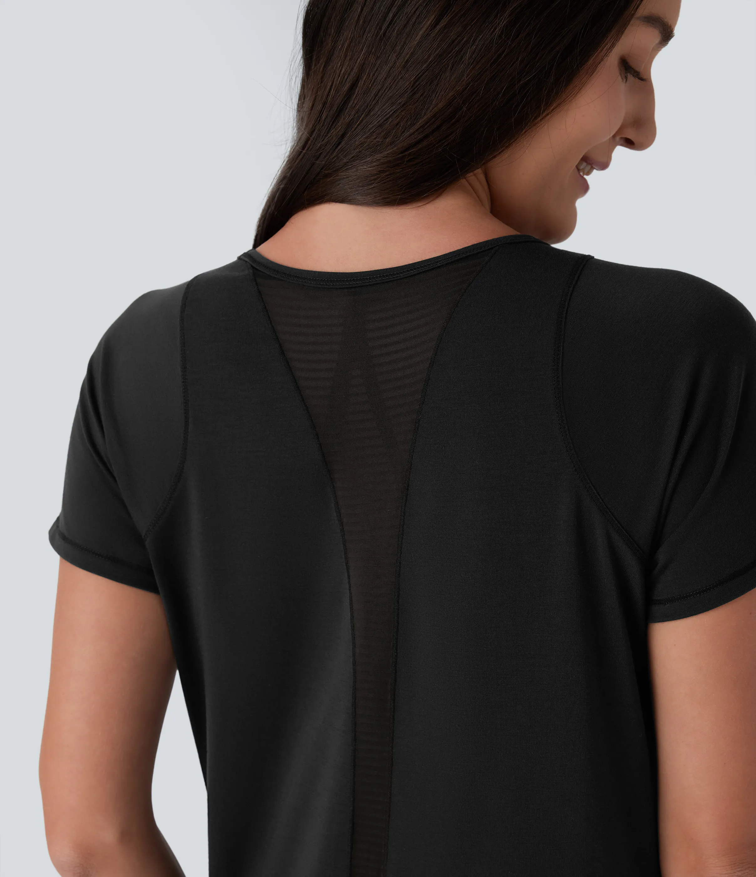 Halara Camiseta deportiva correr secado rápido cuello redondo manga corta dobladillo curvo - Black - XS sold by Halara product image thumbnail 5