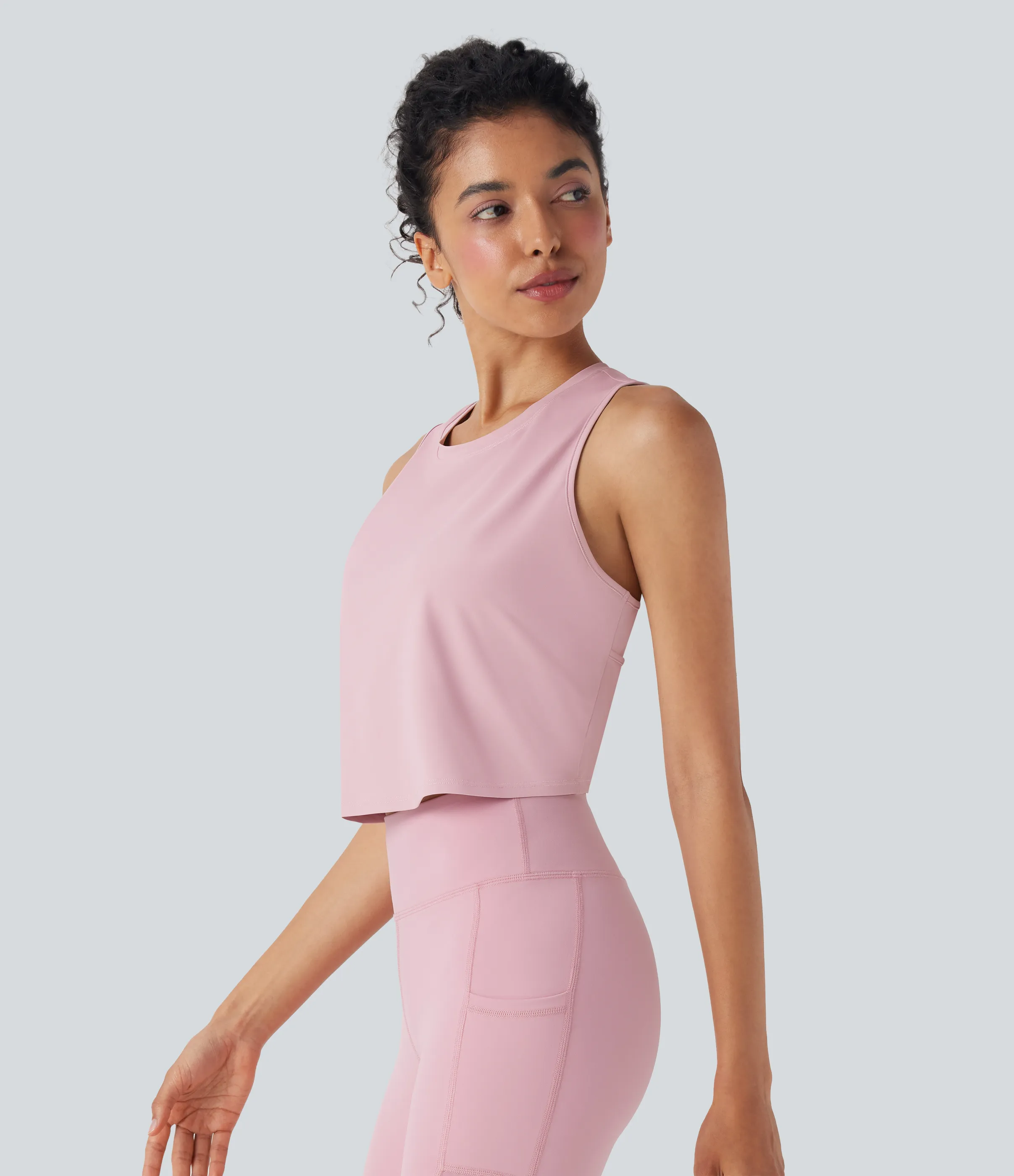 Halara Top yoga corto liso dobladillo cruzado abertura - Pale Lilac - XL sold by Halara product image thumbnail 5
