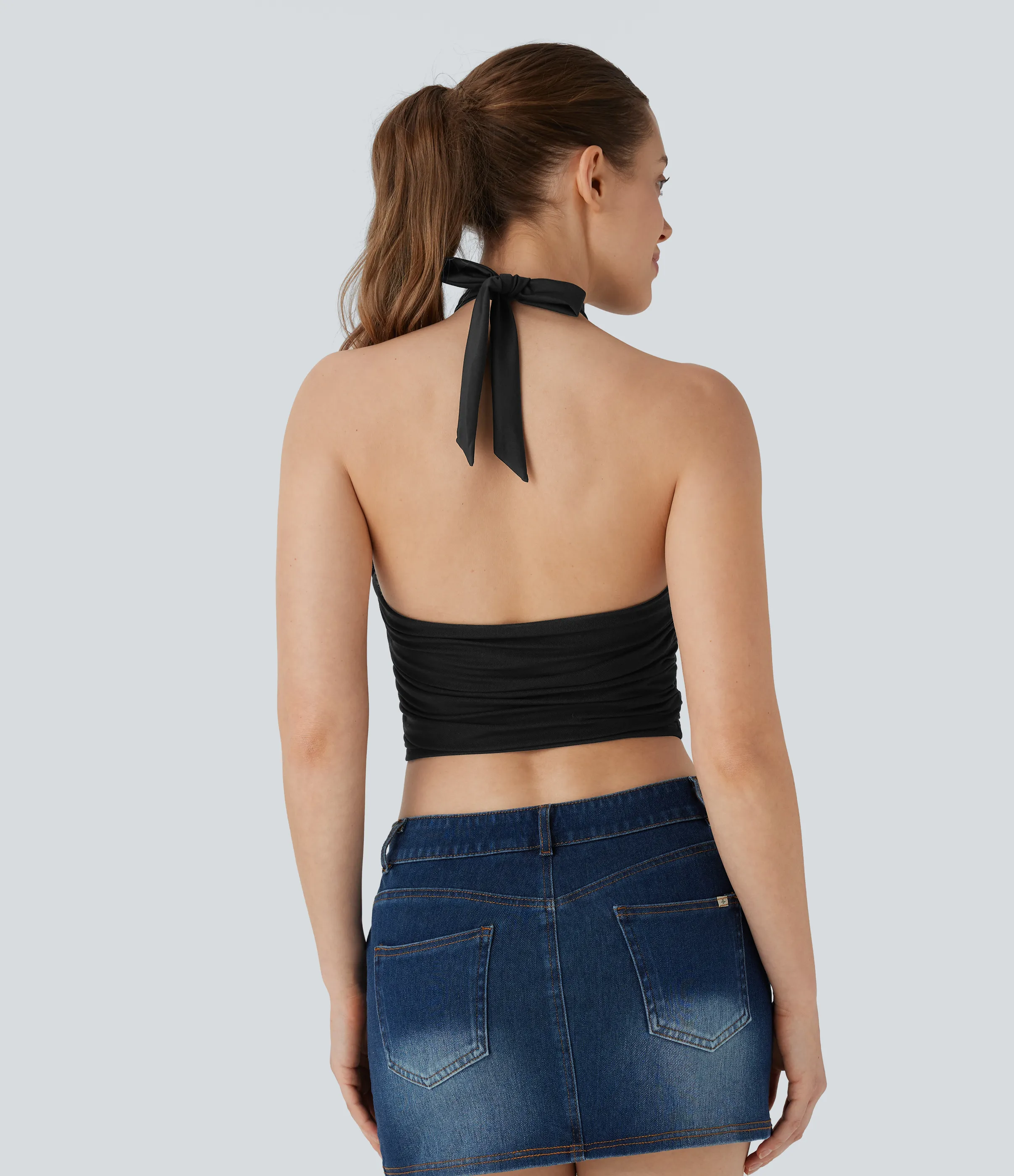 Halara Top corto malla contrastante cuello halter sin espalda lazo - Black - XL sold by Halara product image thumbnail 3