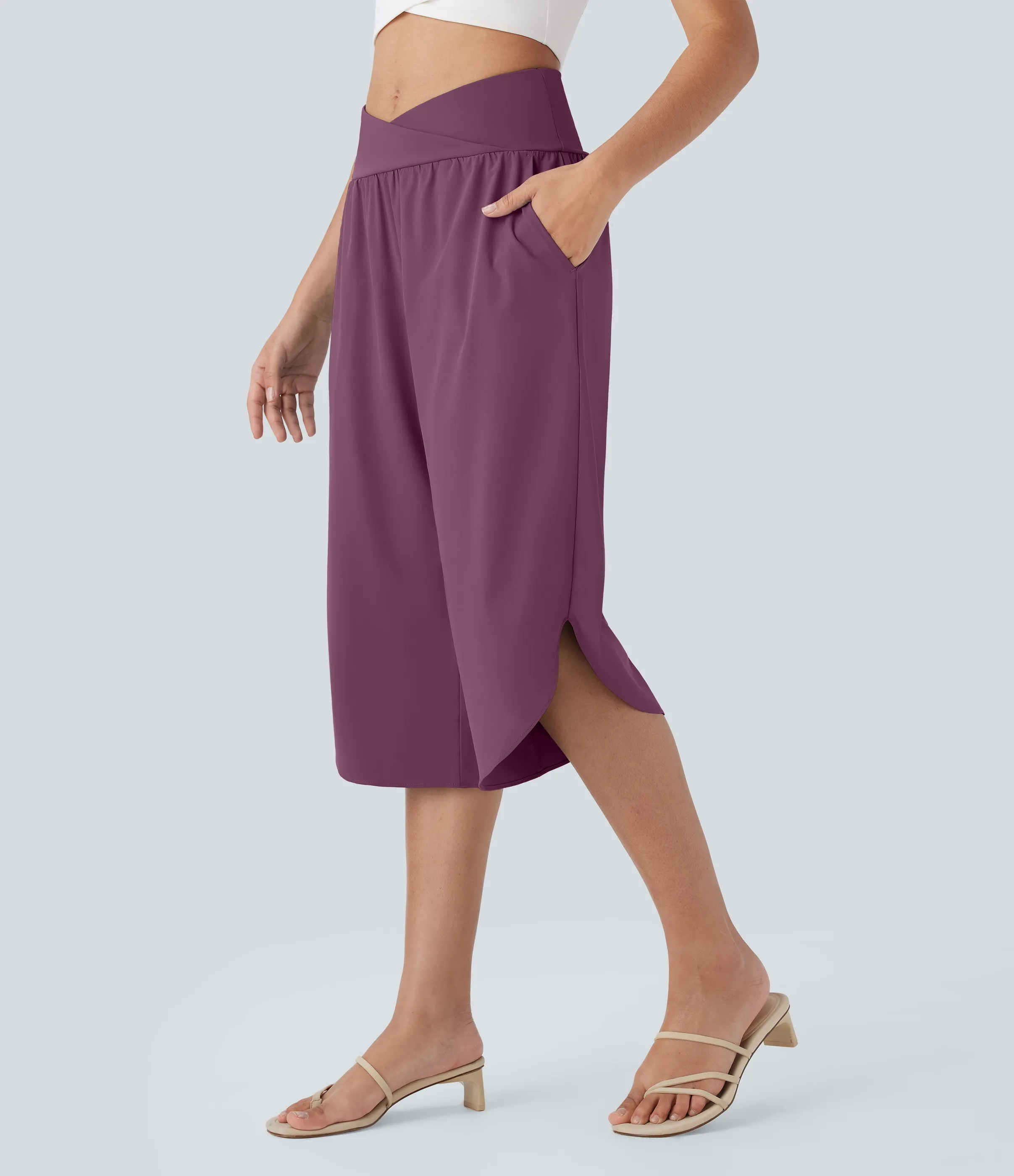 Halara Pantalón Breezeful™ capri resort tiro alto bolsillo lateral cruzado abertura secado rápido - Amaranth - XL(regular) sold by Halara product image thumbnail 2