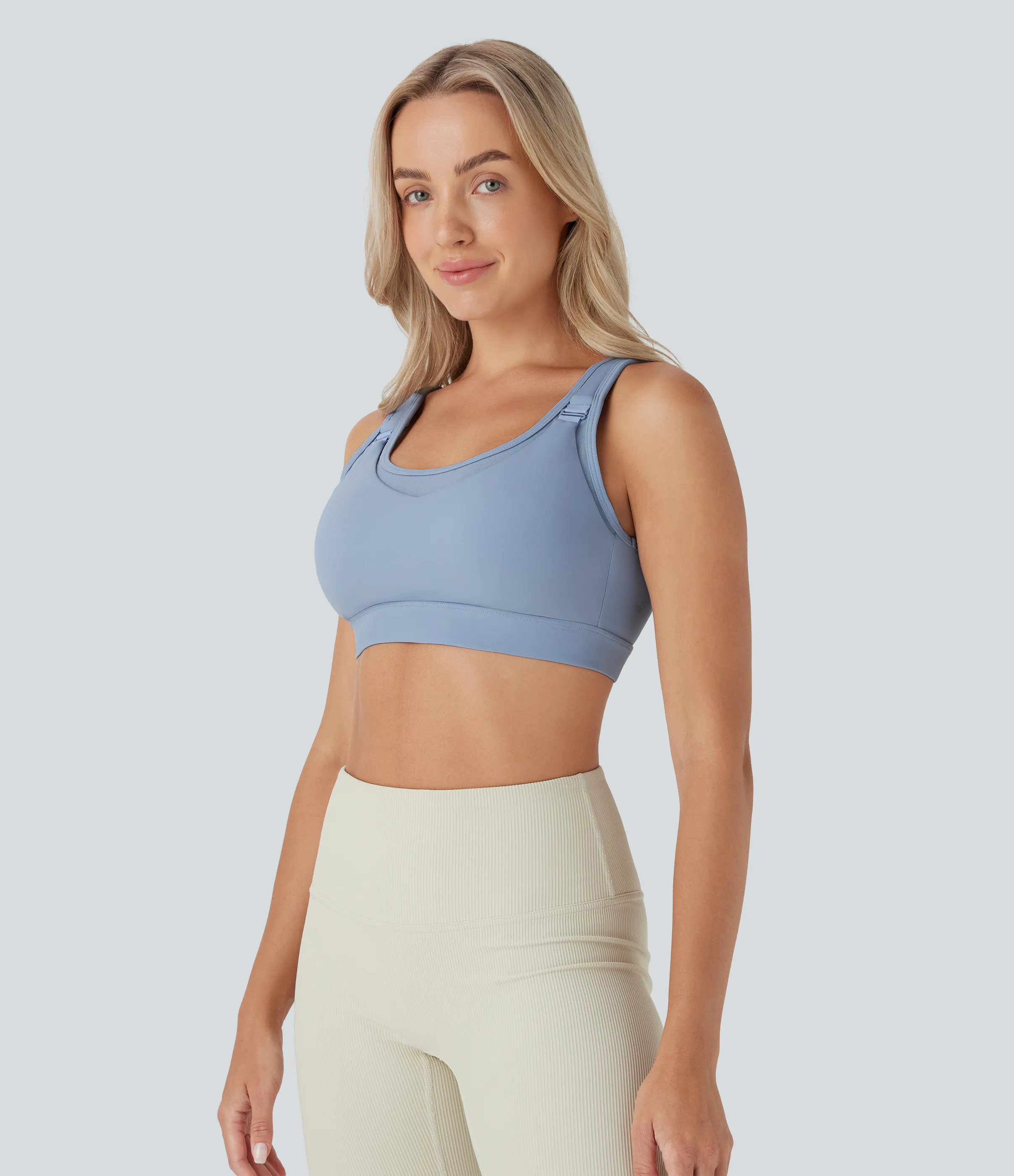 Halara Brasier deportivo SoftlyZero™ Airy de yoga para lactancia de sujeción baja con hebilla ajustable de tacto fresco en copas A-C - Light Grey Blue - S sold by Halara product image thumbnail 3