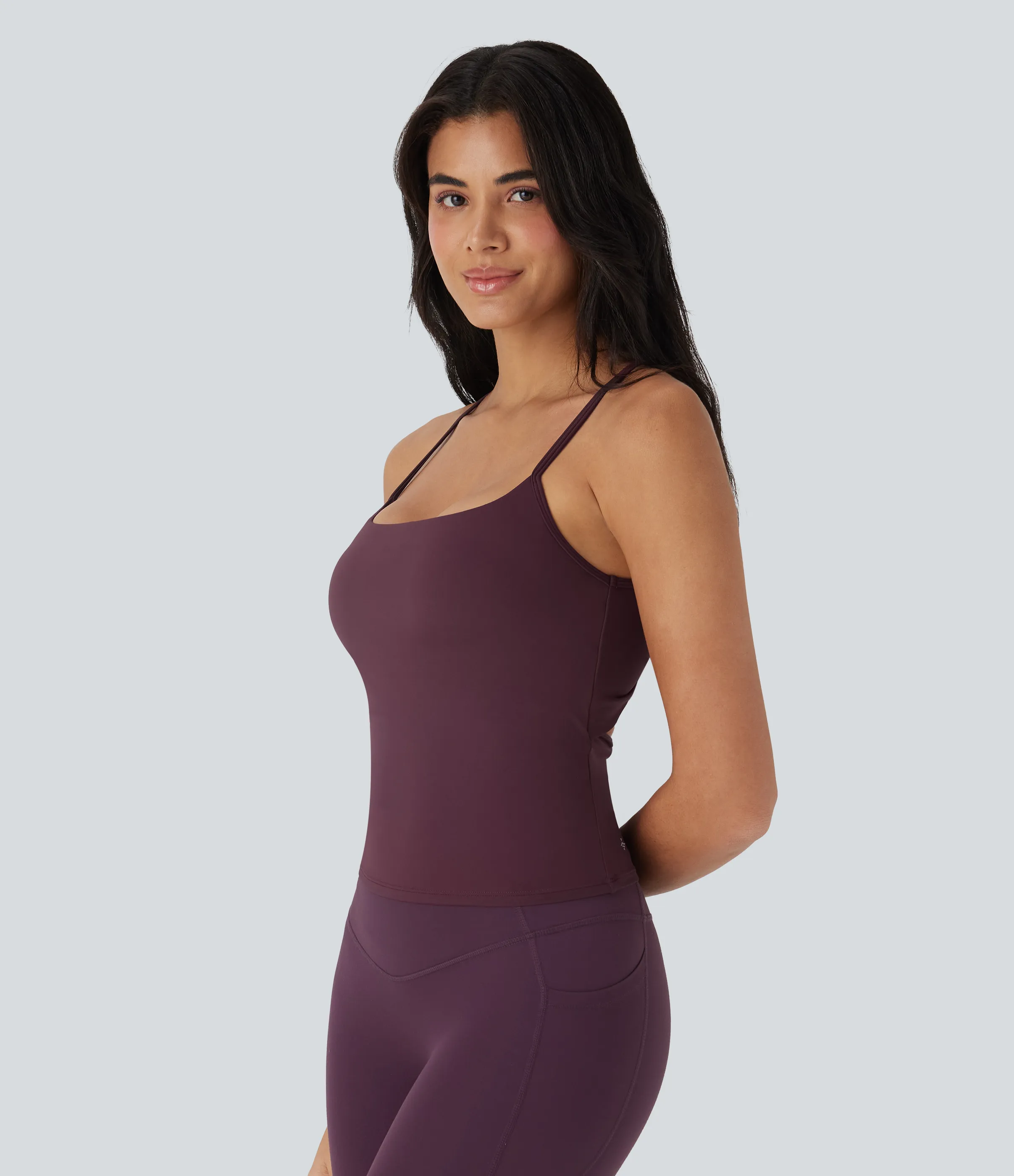 Halara Top de yoga Softlyzero™ Airy con espalda abierta retorcida y de tacto fresco - Fig - XL sold by Halara product image thumbnail 4
