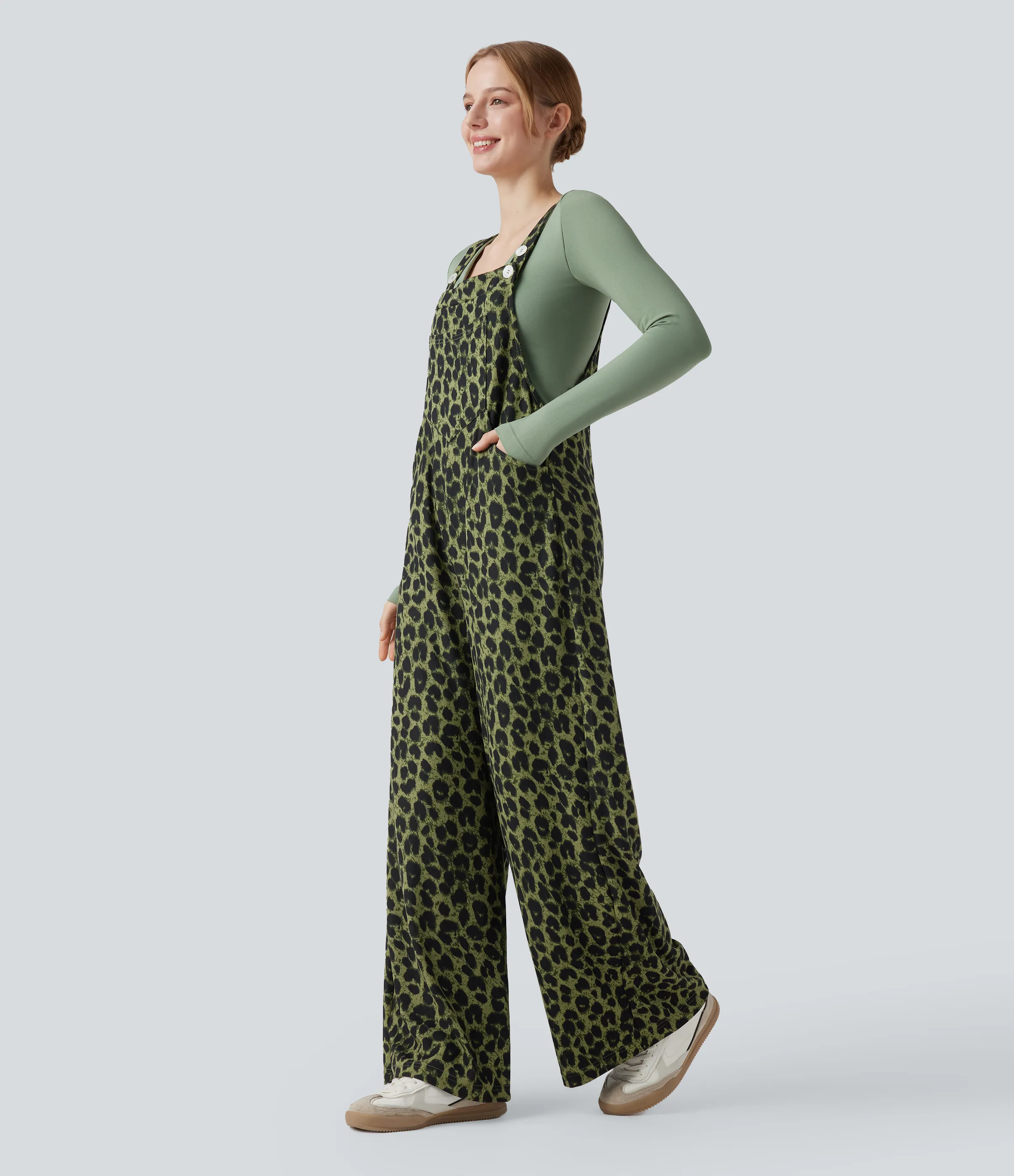 Halara Jumpsuit casual con estampado de leopardo y bolsillos - Olive Noir - XS(regular) sold by Halara product image thumbnail 4