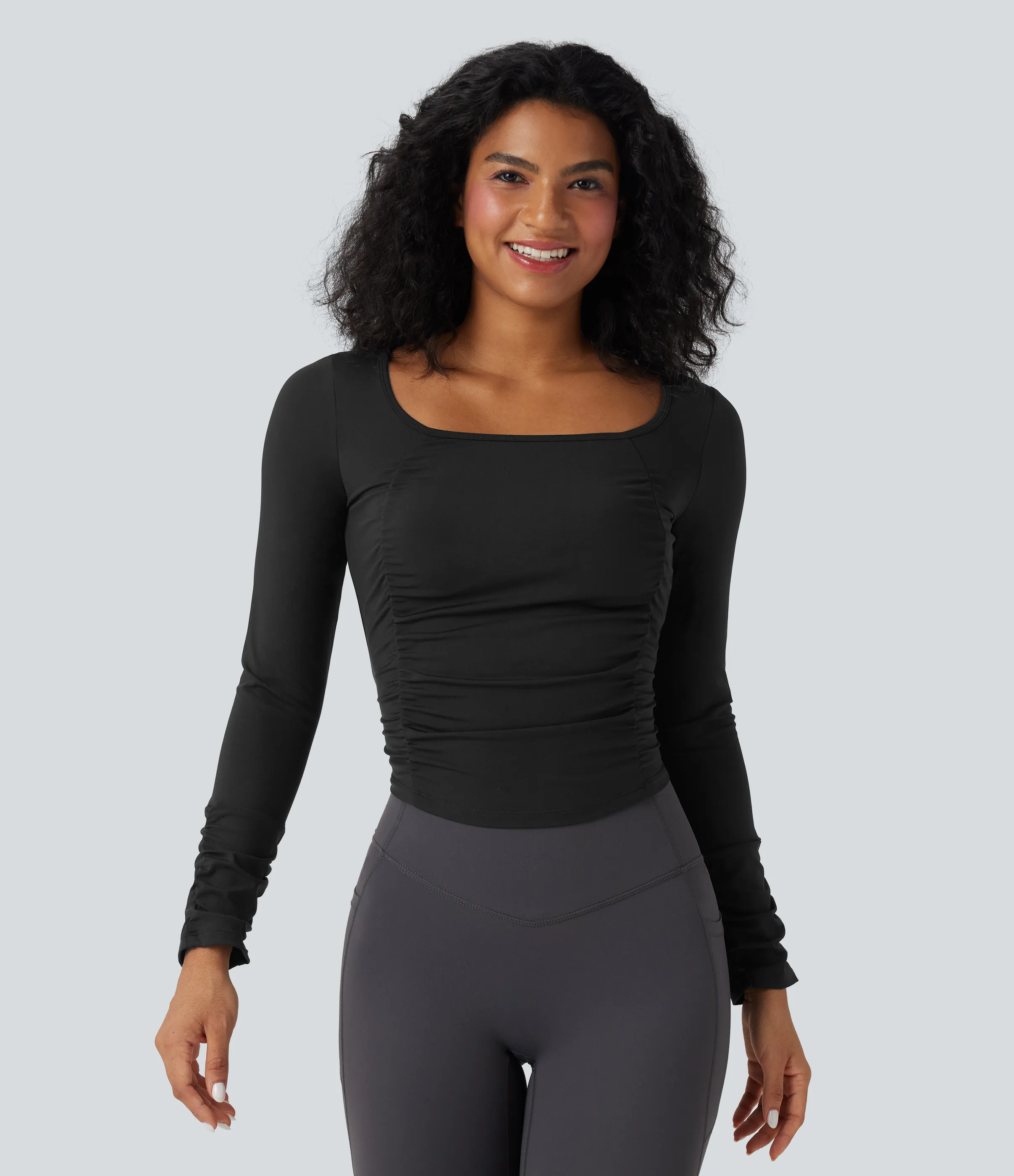 Halara Top deportivo de entrenamiento SoftlyZero™ con cuello cuadrado de manga larga con fruncido y tacto fresco - Black - M sold by Halara product image thumbnail 2