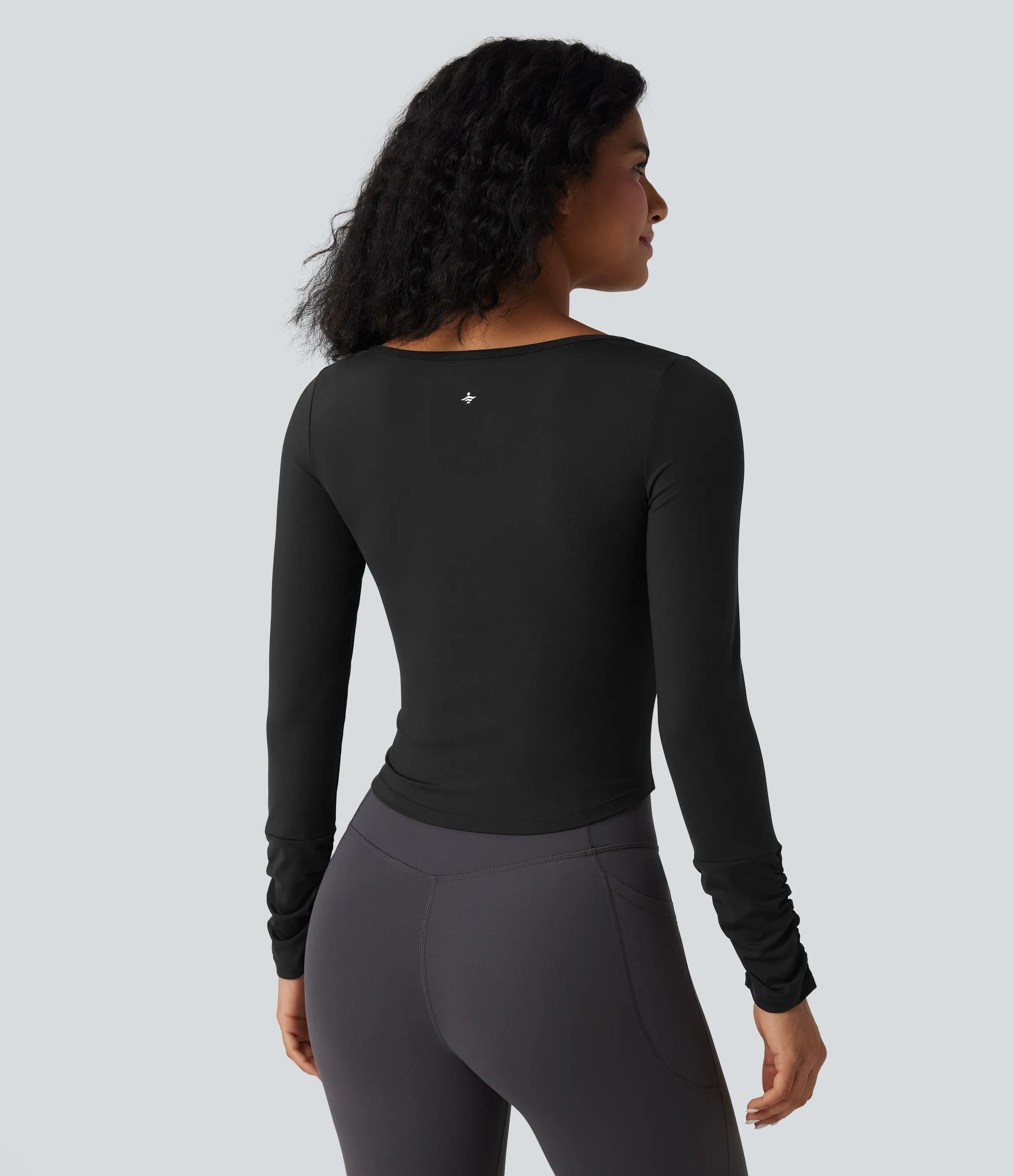 Halara Top deportivo de entrenamiento SoftlyZero™ con cuello cuadrado de manga larga con fruncido y tacto fresco - Black - M sold by Halara product image thumbnail 3