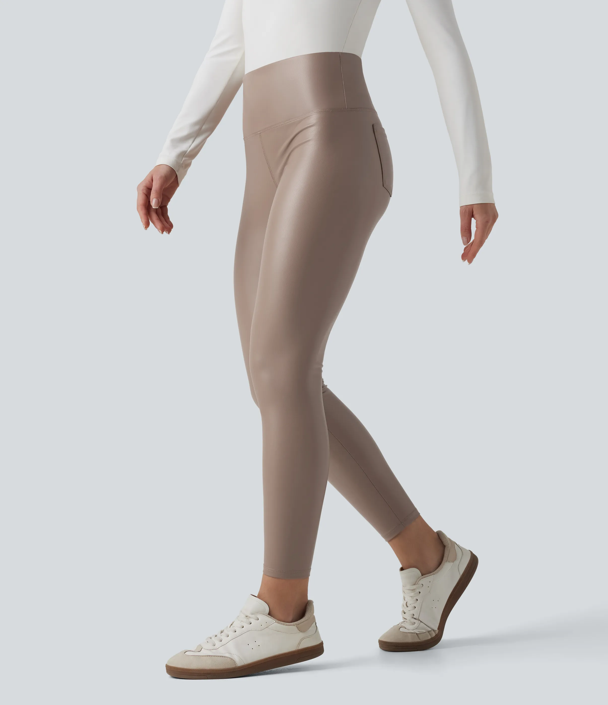 Halara Leggings casuales ajustados SoCinched de 7/8 de PU con control de abdomen, cintura alta y bolsillos - Sinopia Fresco - L(7/8) sold by Halara product image thumbnail 3