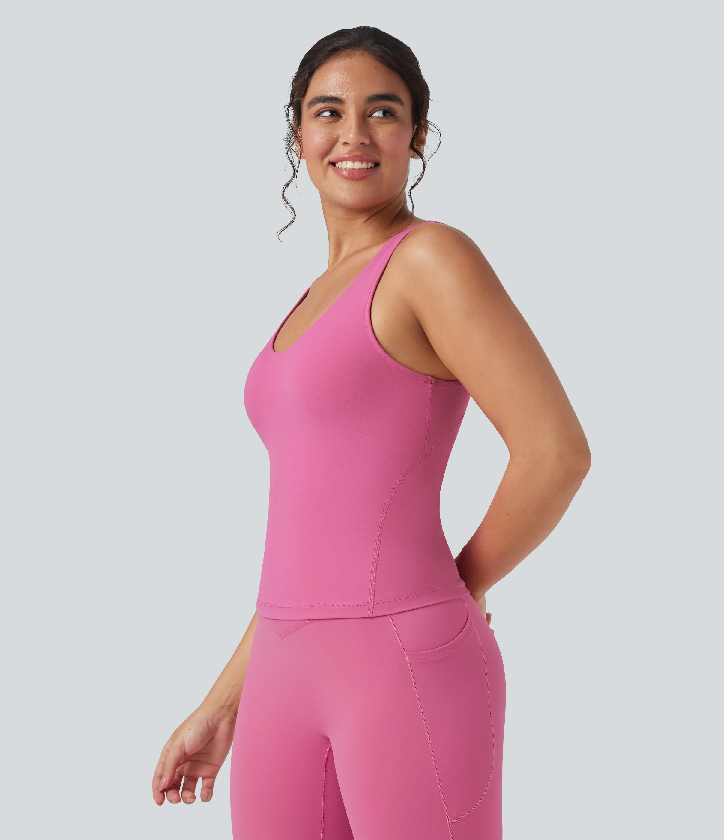 Halara Camiseta de yoga Halara UltraSculpt™ con escote en V profundo y espalda redondeada - Pink Power - M sold by Halara product image thumbnail 4