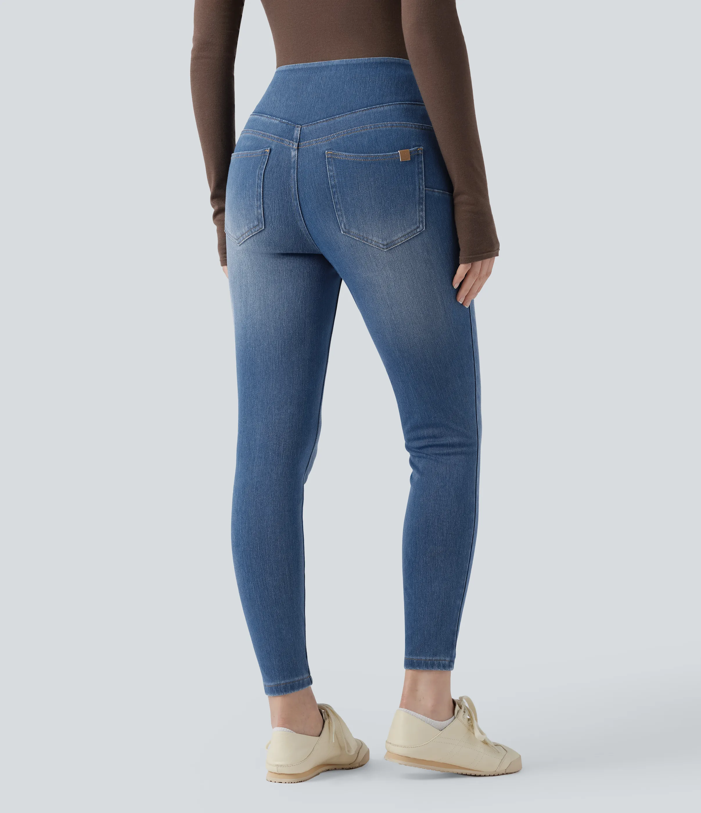 Halara Leggings casuales ajustados de mezclilla Halara Flex™ de tiro alto con control de abdomen y bolsillos de 7/8 - Tide Blue Denim - S(regular) sold by Halara product image thumbnail 3