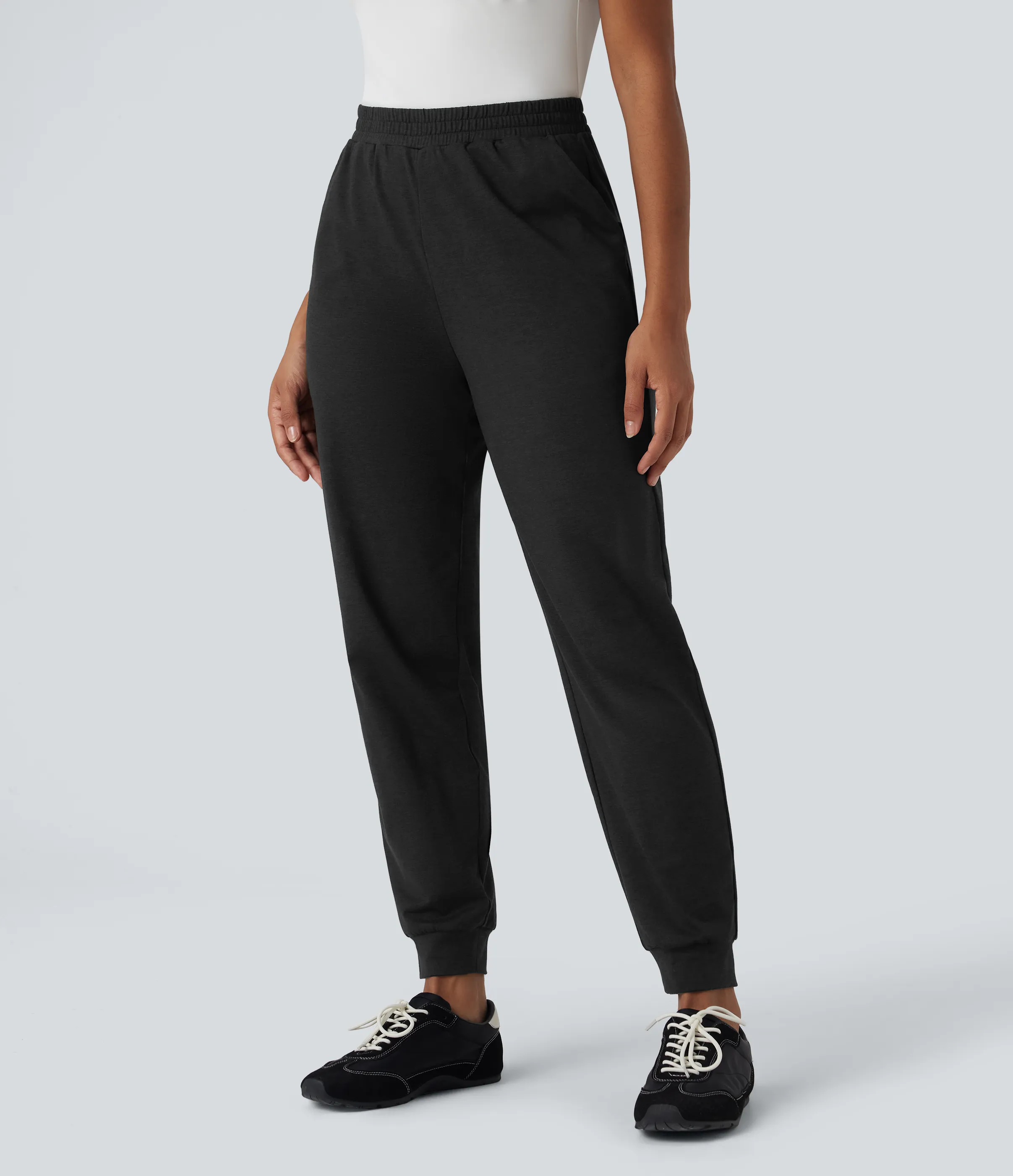 Halara Joggers casuales de tiro alto con secado rápido y bolsillos - UPF 40+ - Coal Fade - XS(regular) sold by Halara product image thumbnail 4