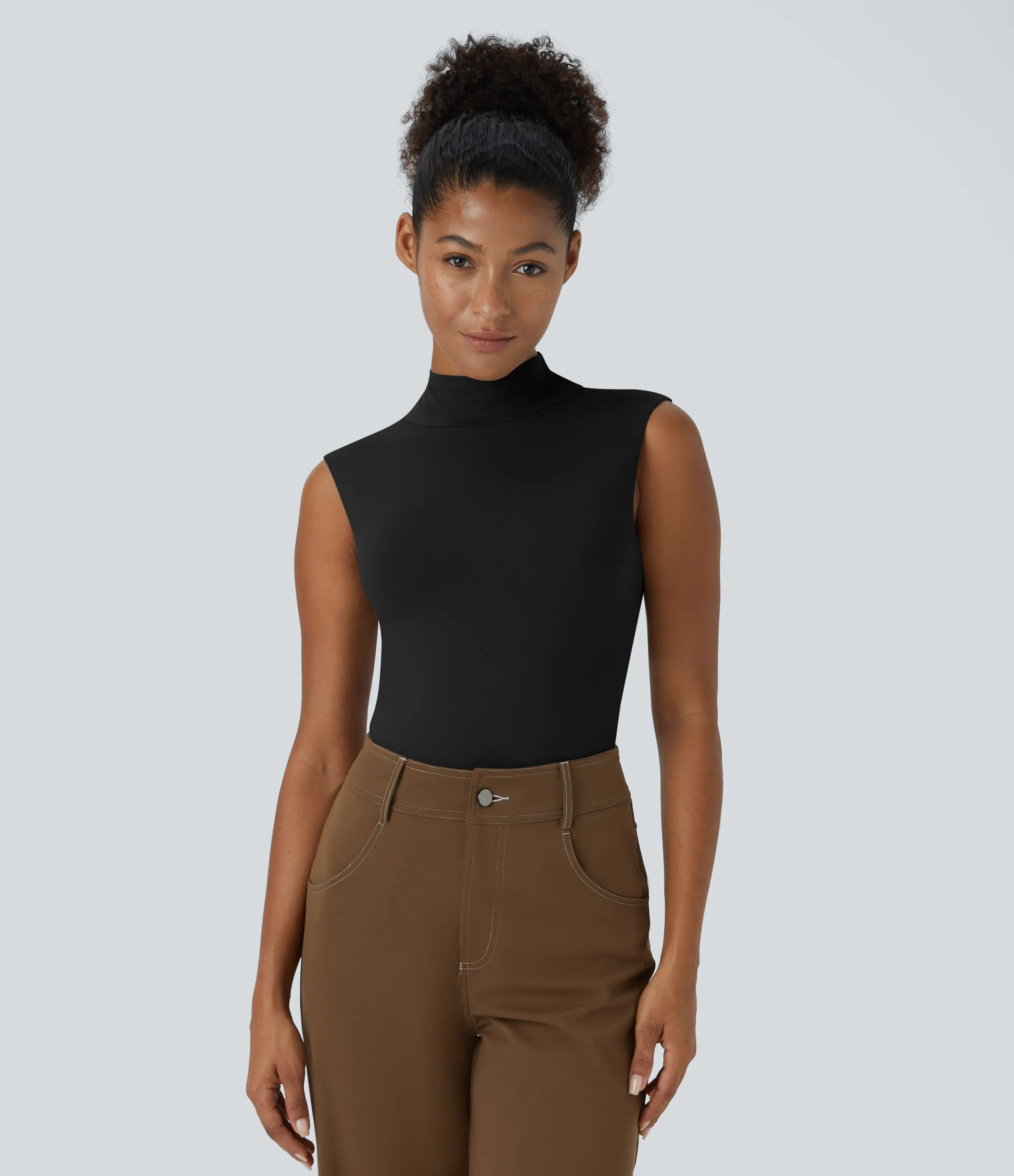 Halara Bodysuit liso sin mangas cuello alto - Black - XL sold by Halara product image thumbnail 3