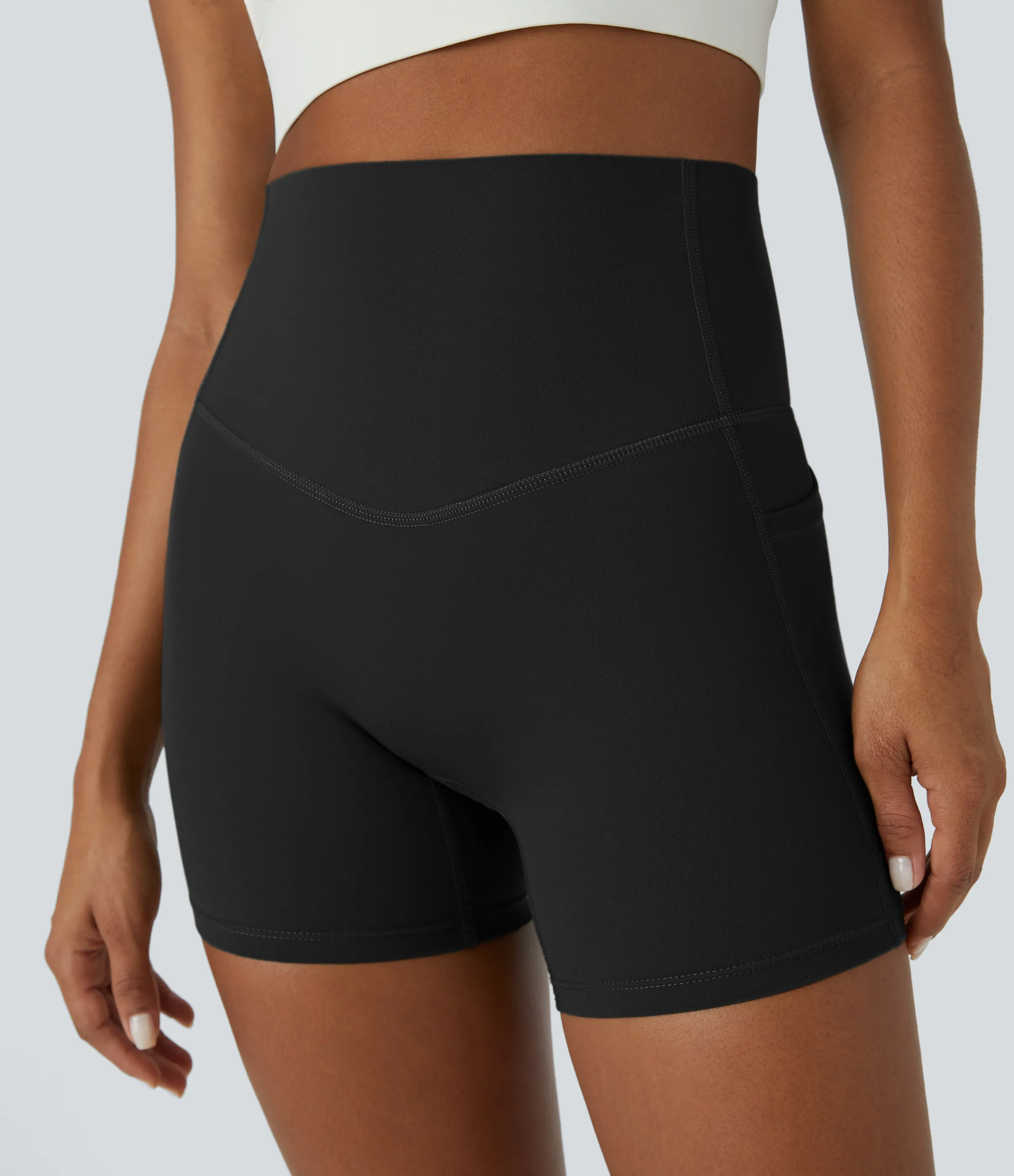 Halara Shorts de ciclista UltraSculpt™ moldeadores de abdomen de tiro alto y bolsillos laterales 12.5cm - Black - S sold by Halara product image thumbnail 5