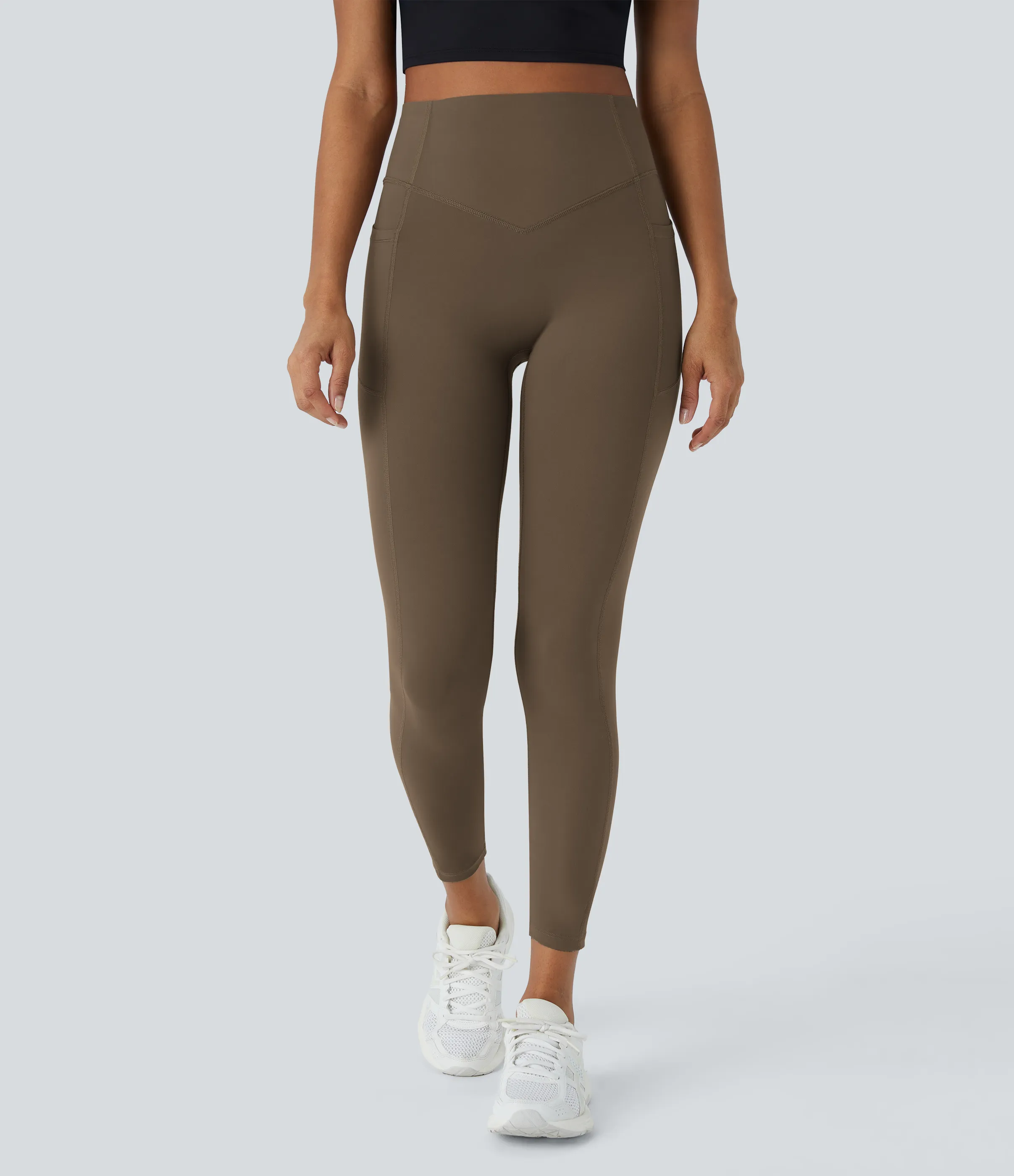 Halara Leggings SoCinched UltraSculpt entrenamiento moldeador bolsillo lateral control abdomen tiro alto - Thick Earthy Brown - S(7/8) sold by Halara product image thumbnail 3