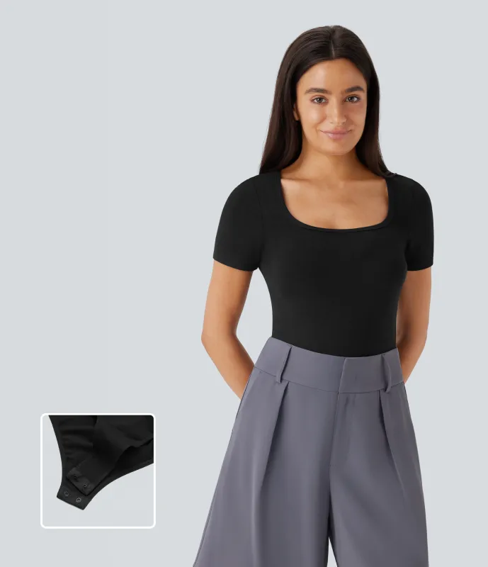 Halara Body oficina ajustado botón presión manga corta cuello U - Black - L sold by Halara