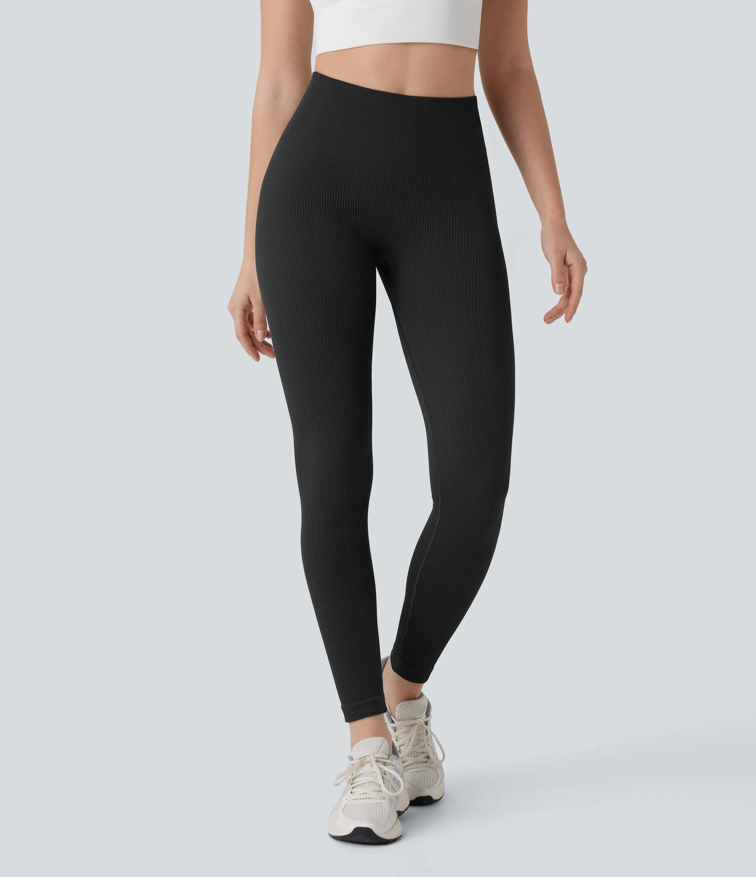 Halara Leggings yoga tiro alto control abdomen realce glúteo 7/8 sin costura - Black - S(7/8) sold by Halara product image thumbnail 3