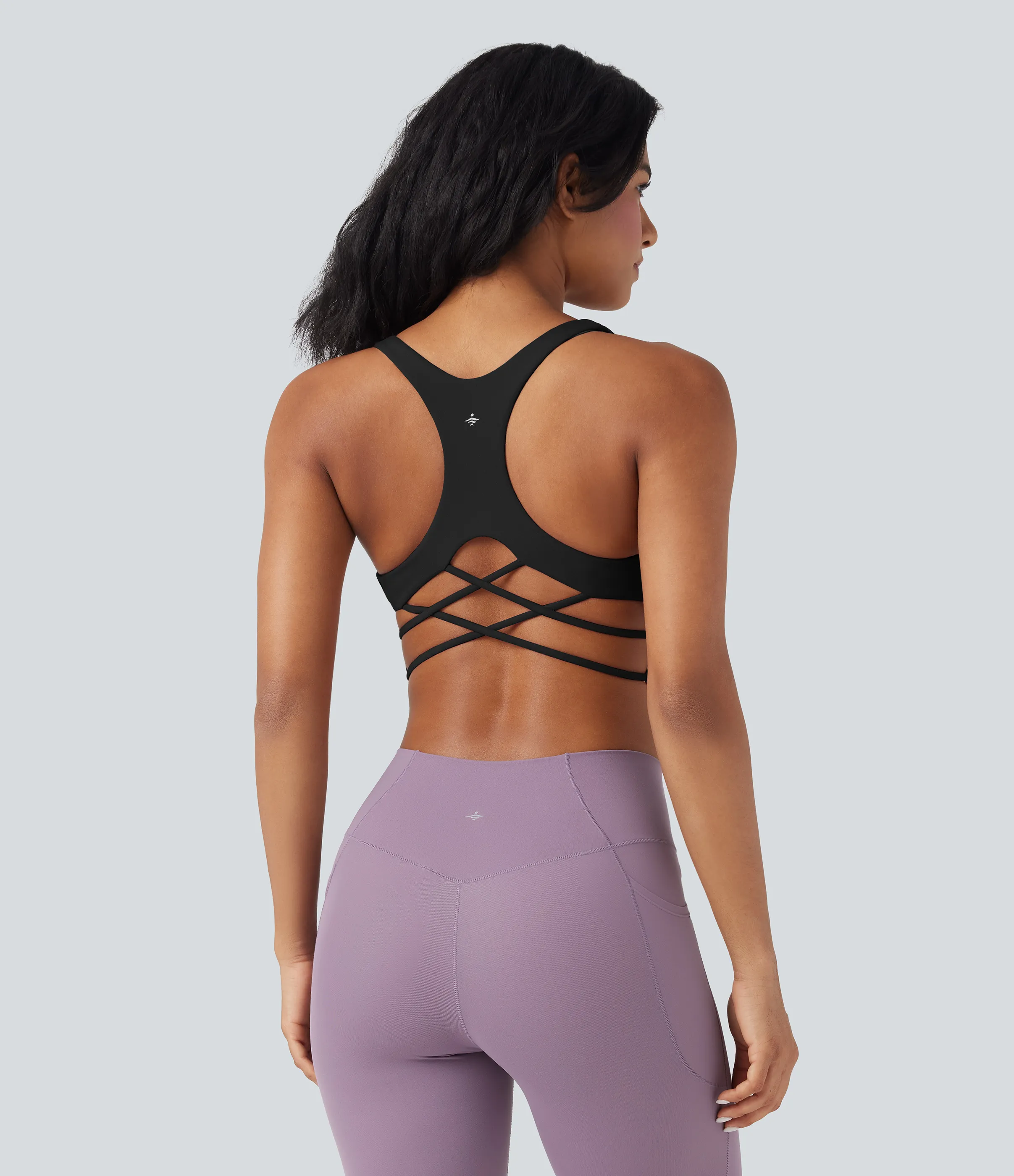 Halara Brasier deportivo de sujeción baja para yoga tipo racerback con tirantes cruzados en copas A-C - Black - S sold by Halara product image thumbnail 4