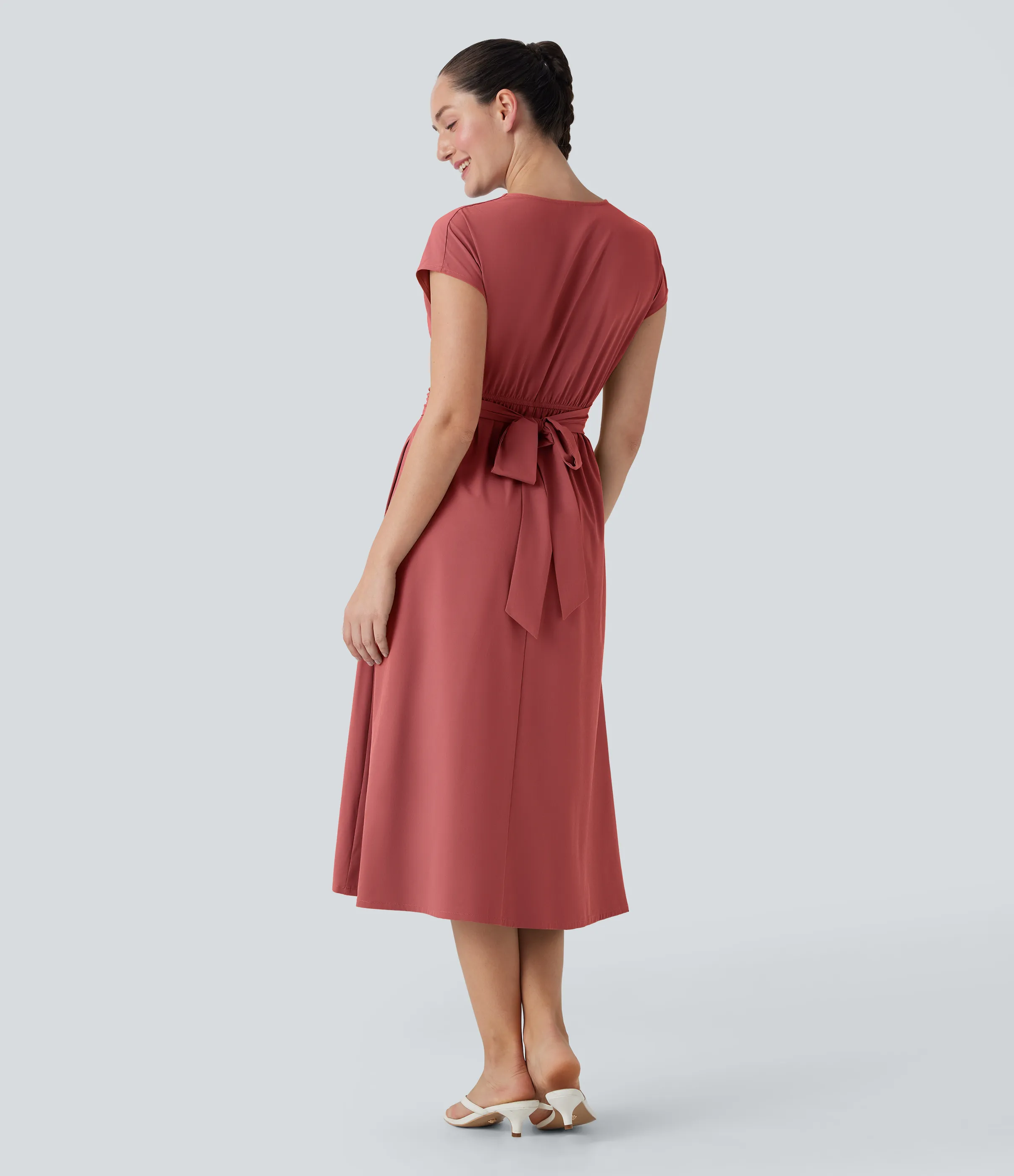 Halara Vestido casual midi Breezeful™ de secado rápido con cuello en V, manga corta, bolsillo lateral y lazo en la espalda - Kapok Red - XS sold by Halara product image thumbnail 3