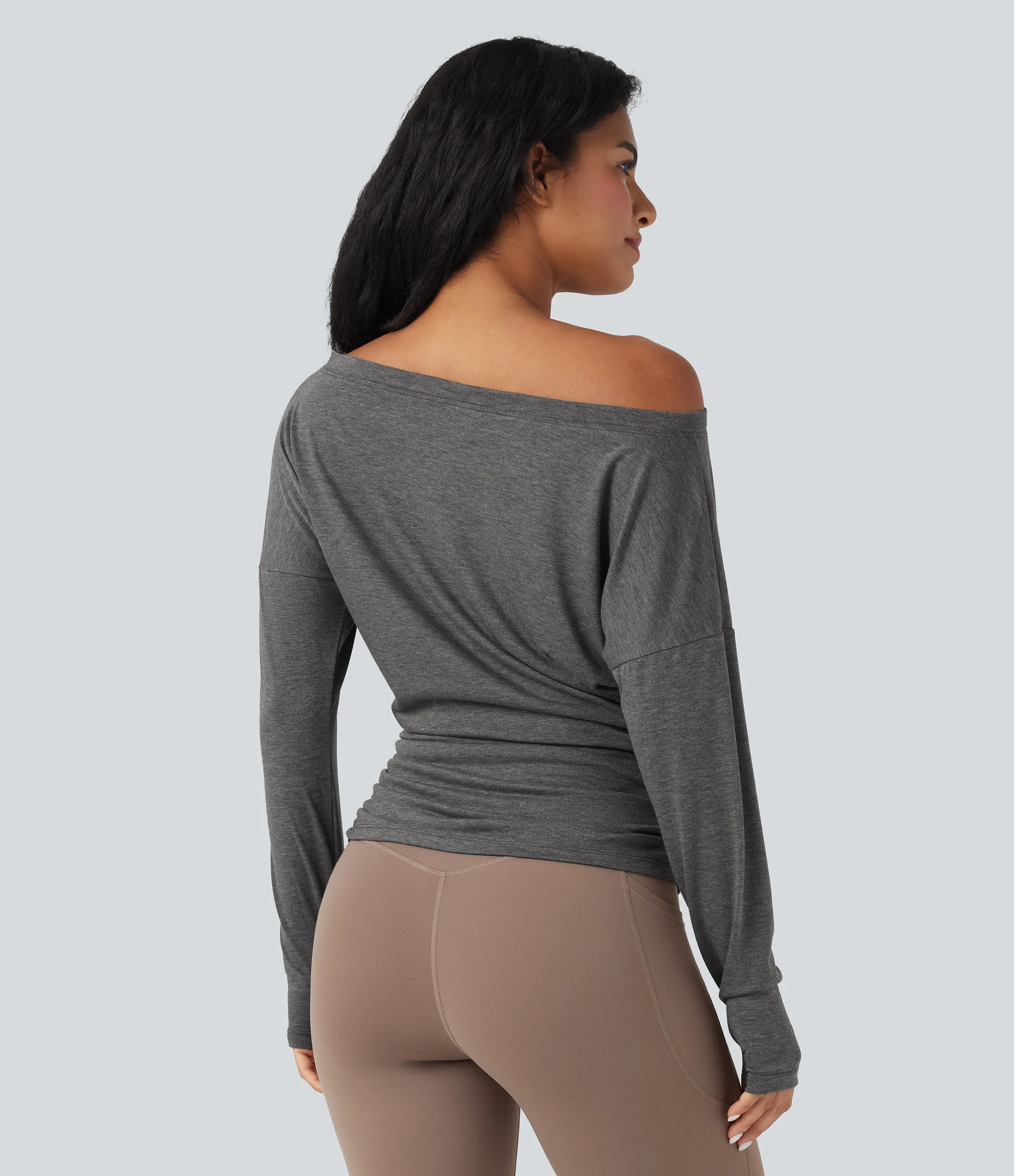Halara Top deportivo de yoga fruncido con manga larga y un solo hombro con abertura para el pulgar - Mottled Dark Grey - S sold by Halara product image thumbnail 3