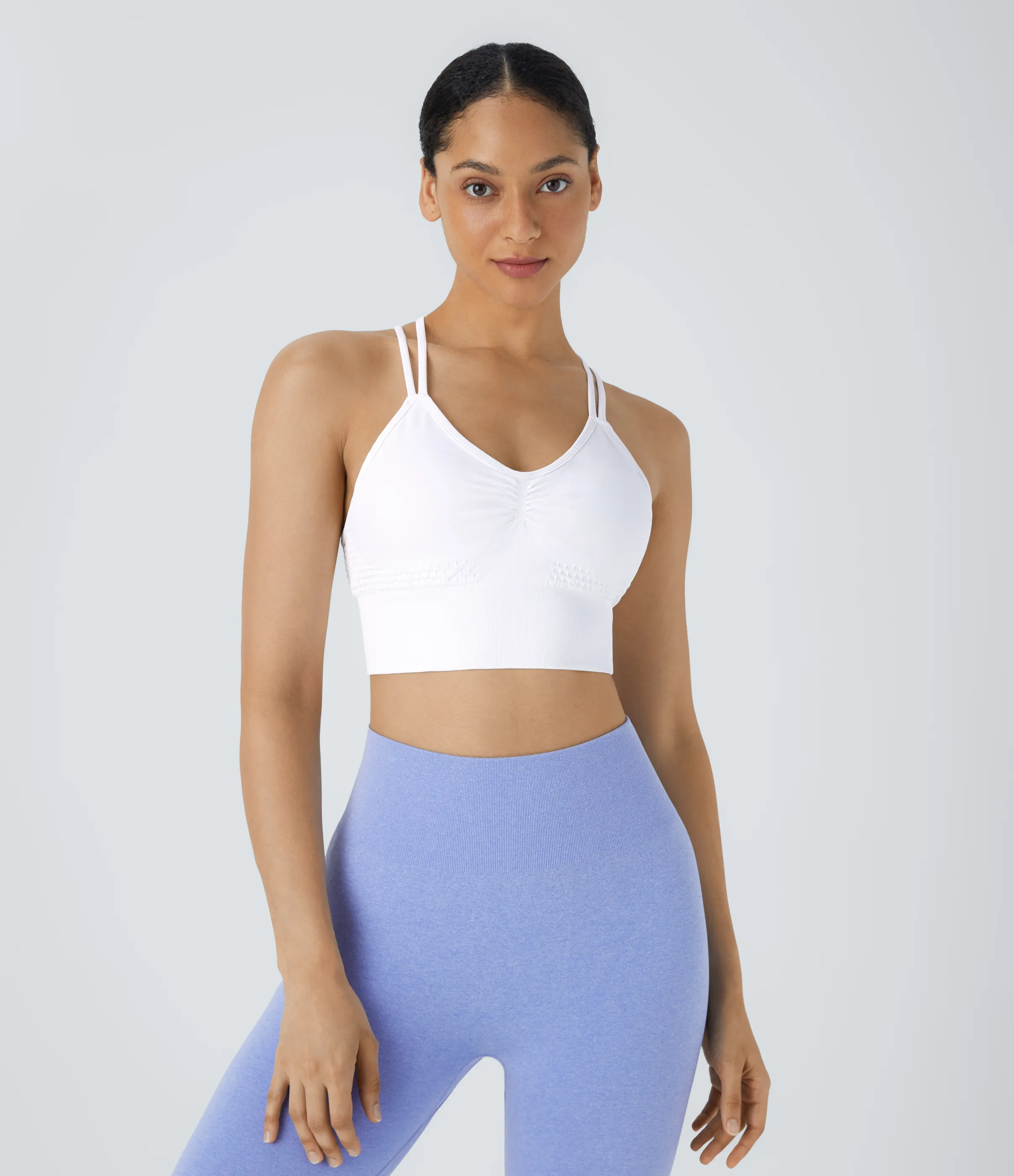 Halara Brasier deportivo Seamless Flow de sujeción baja, fruncido y tirantes dobles en copas D-F - White - S sold by Halara product image thumbnail 3