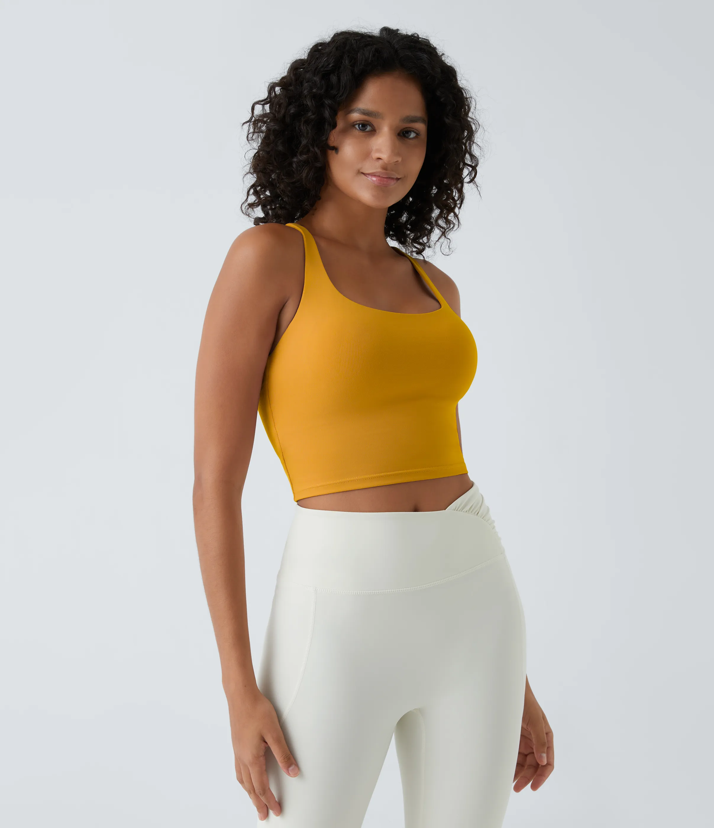 Halara Top corto de yoga en copas D-F - Golden Yellow - XS sold by Halara product image thumbnail 3