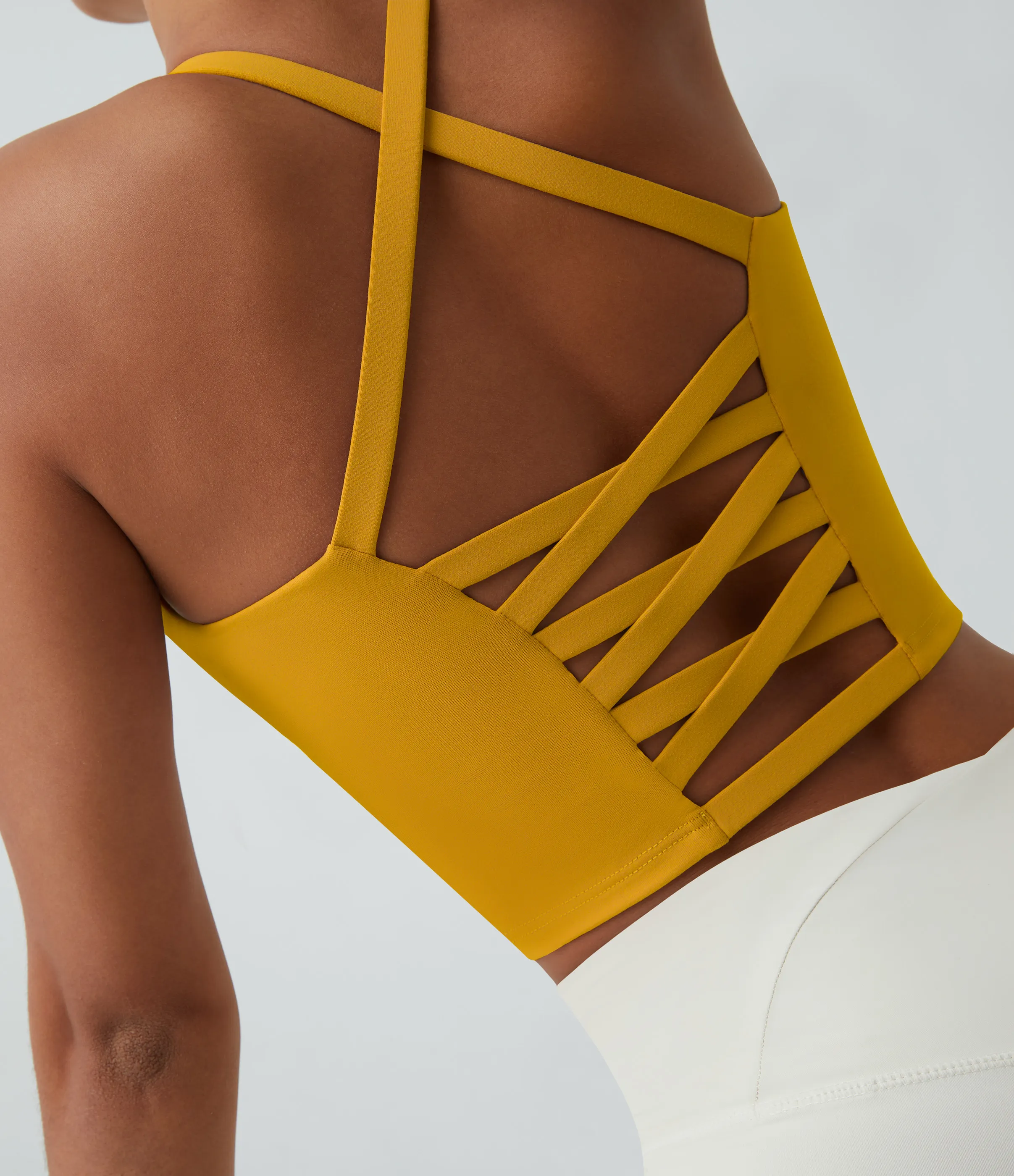Halara Top corto de yoga en copas D-F - Golden Yellow - XS sold by Halara product image thumbnail 5